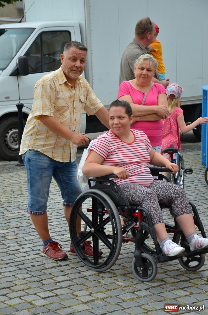 Zdjęcie w galerii na portalu naszraciborz.pl: Racibórz kocha rower. Trzecia edycja festiwalu wiadomości z regionu
