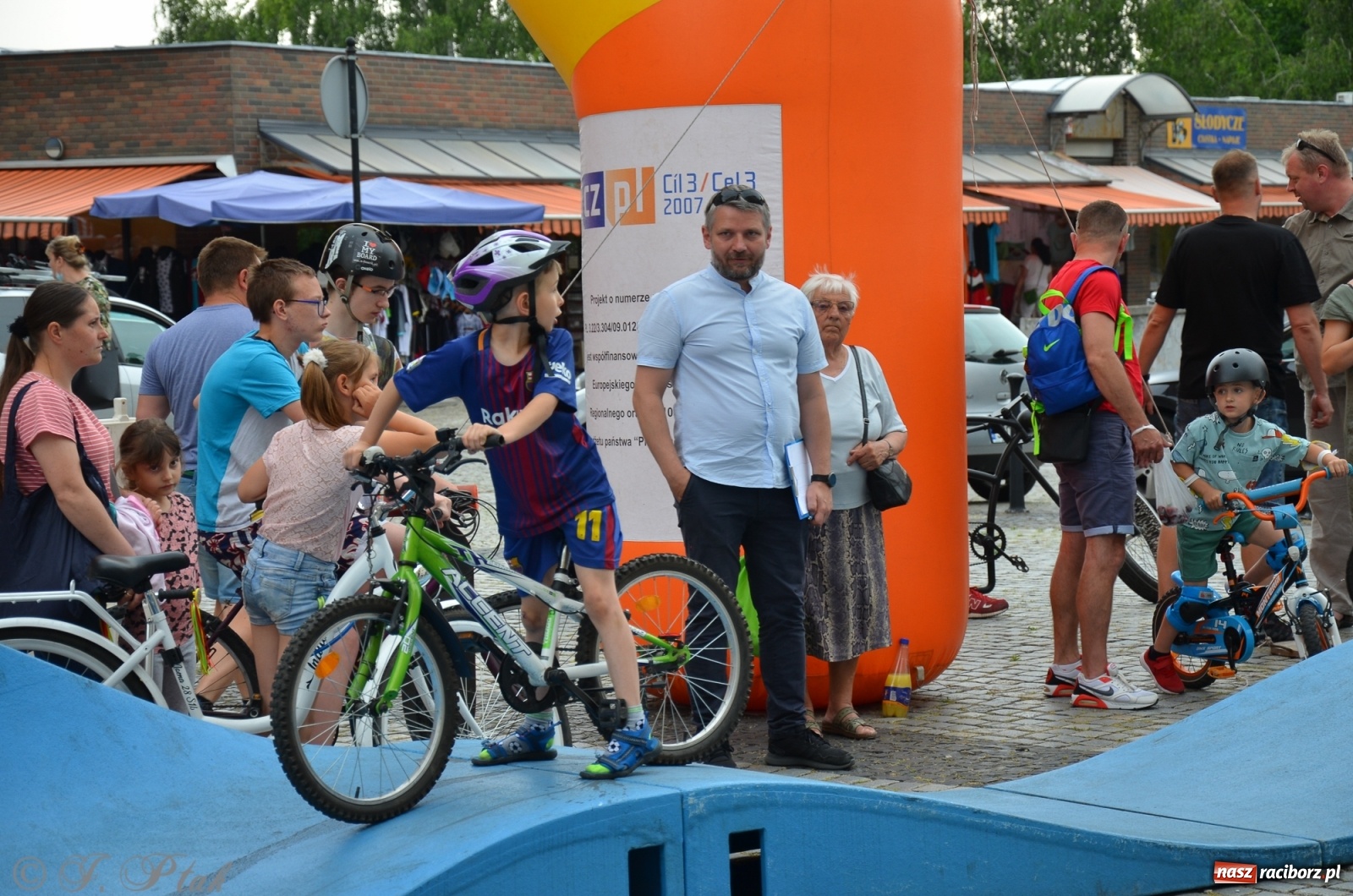Zdjęcie w galerii na portalu naszraciborz.pl: Racibórz kocha rower. Trzecia edycja festiwalu wiadomości z regionu