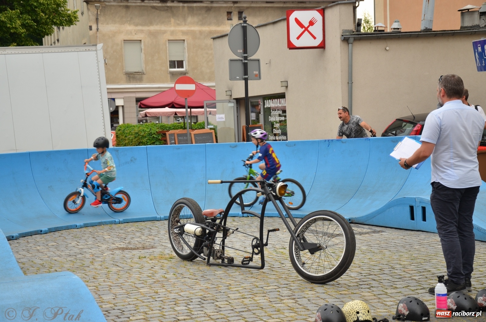 Zdjęcie w galerii na portalu naszraciborz.pl: Racibórz kocha rower. Trzecia edycja festiwalu wiadomości z regionu