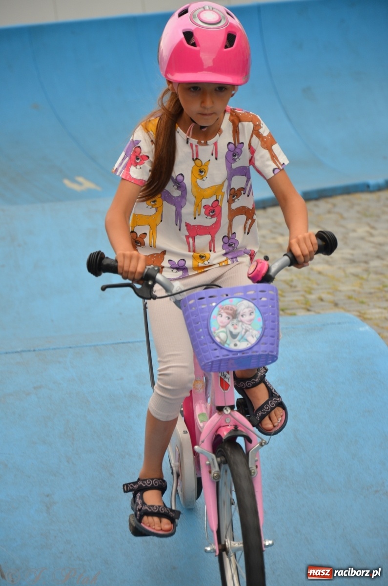 Zdjęcie w galerii na portalu naszraciborz.pl: Racibórz kocha rower. Trzecia edycja festiwalu wiadomości z regionu