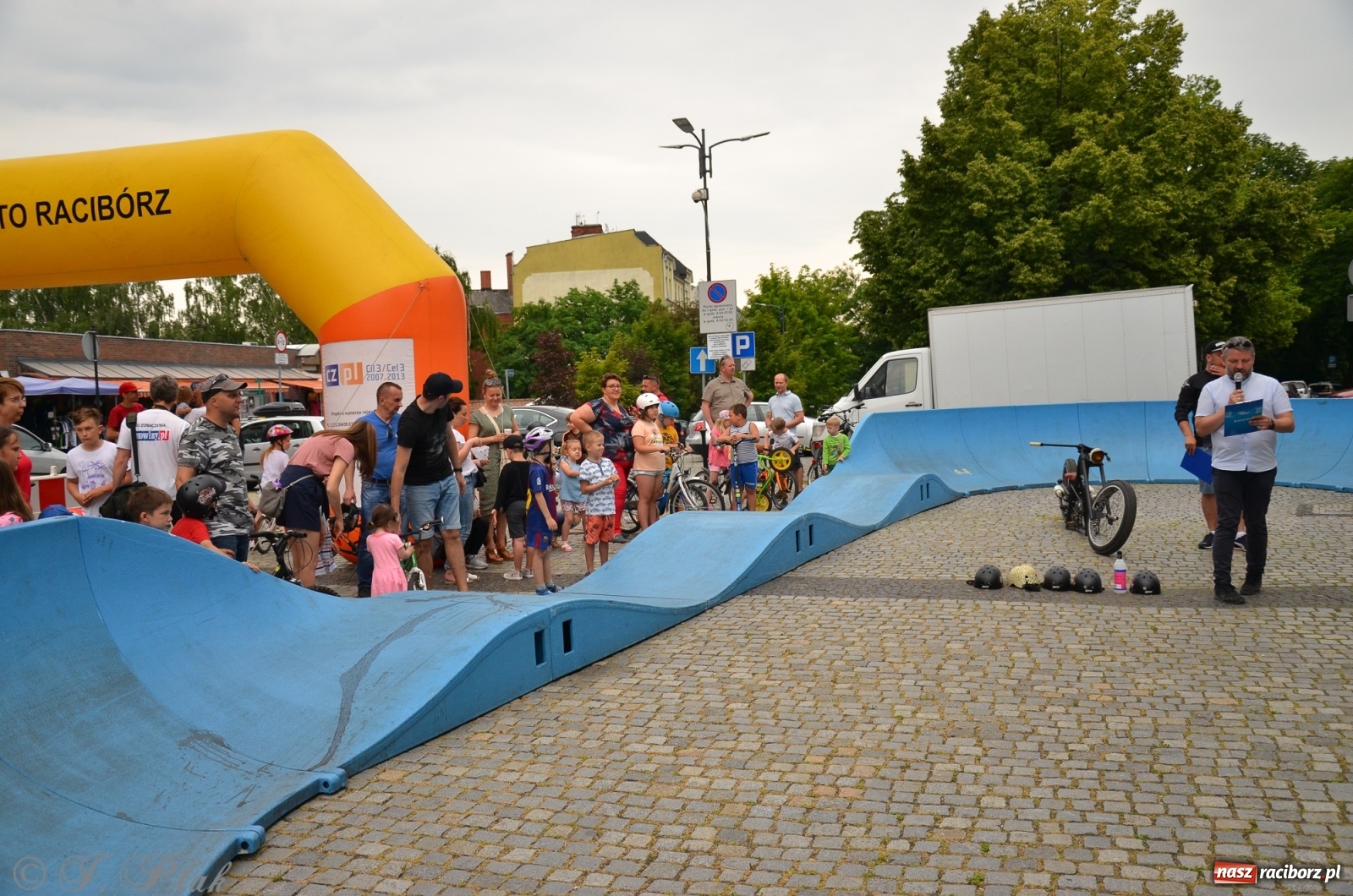 Zdjęcie w galerii na portalu naszraciborz.pl: Racibórz kocha rower. Trzecia edycja festiwalu wiadomości z regionu