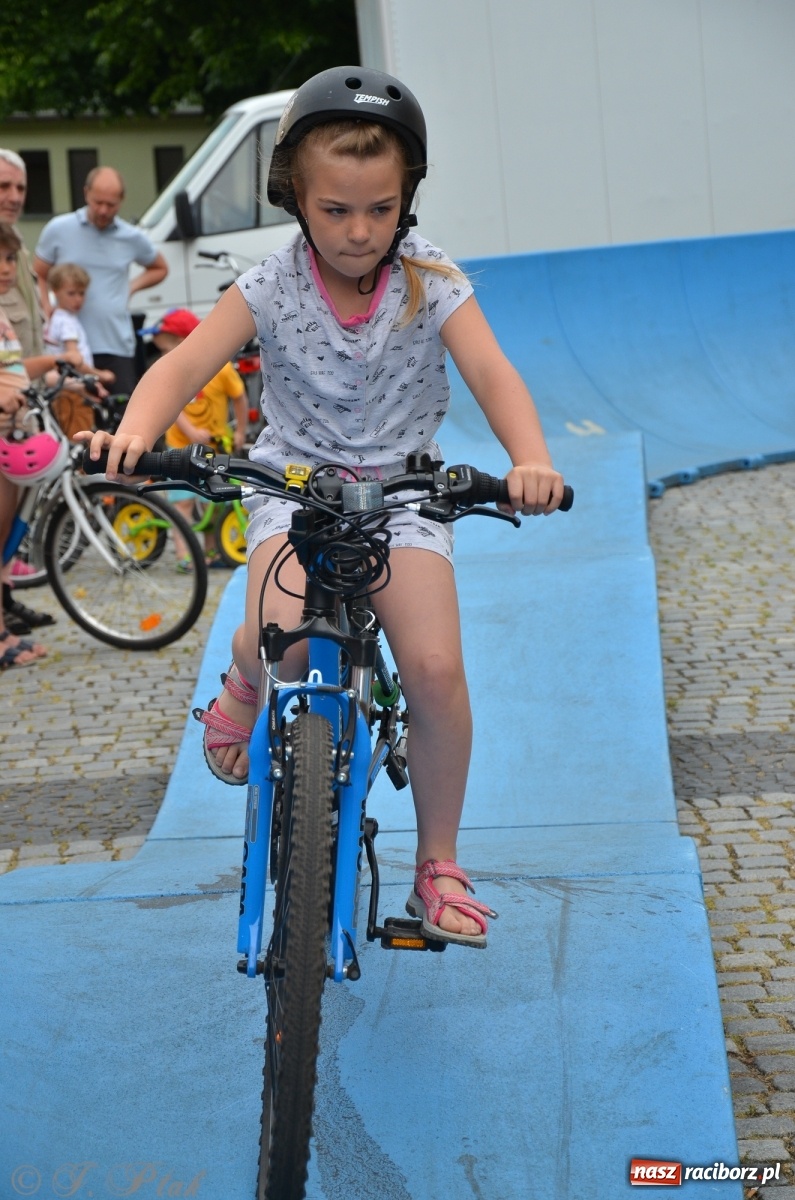 Zdjęcie w galerii na portalu naszraciborz.pl: Racibórz kocha rower. Trzecia edycja festiwalu wiadomości z regionu