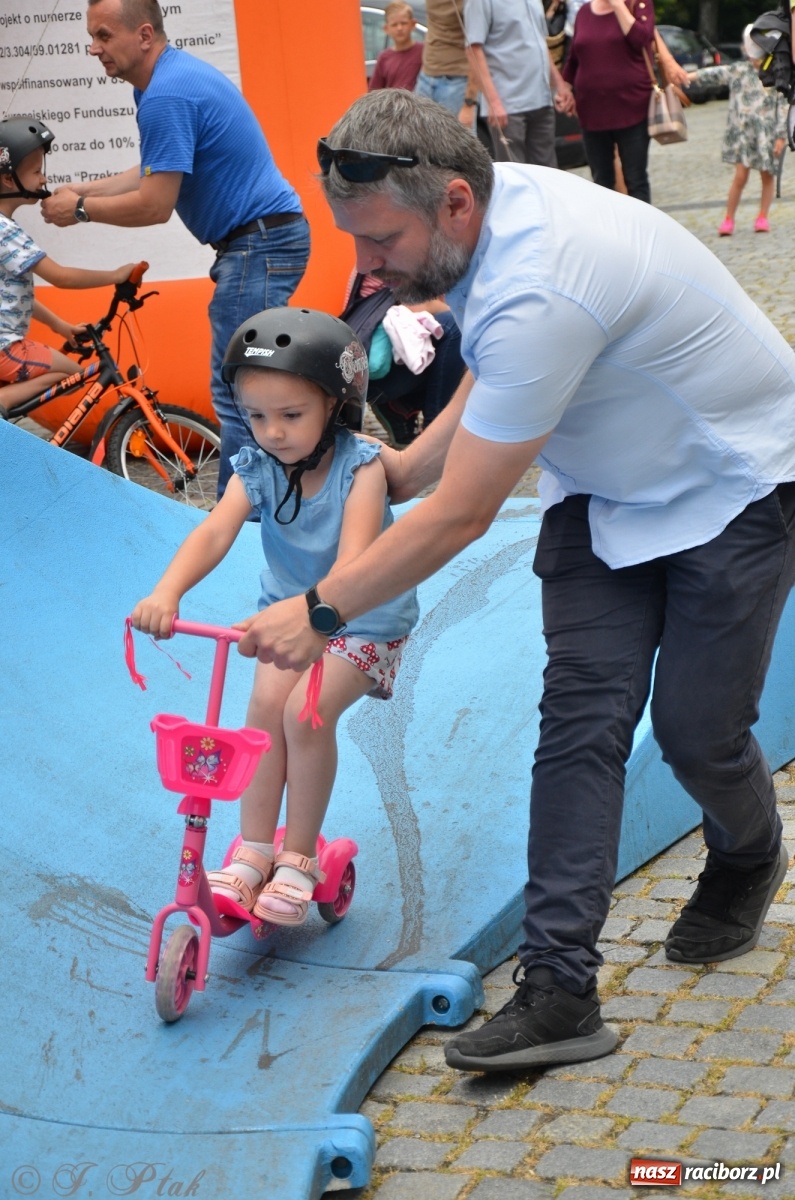 Zdjęcie w galerii na portalu naszraciborz.pl: Racibórz kocha rower. Trzecia edycja festiwalu wiadomości z regionu