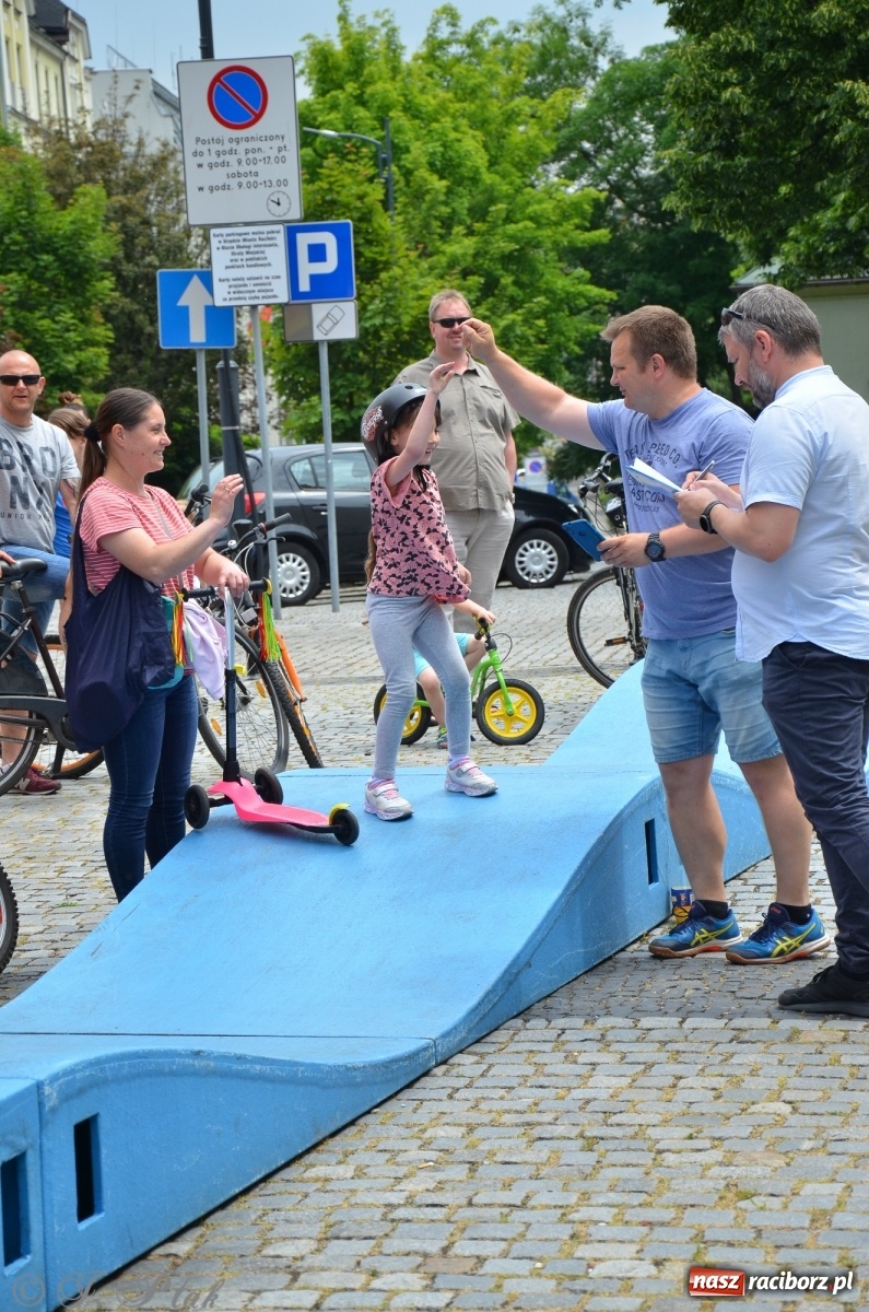 Zdjęcie w galerii na portalu naszraciborz.pl: Racibórz kocha rower. Trzecia edycja festiwalu wiadomości z regionu