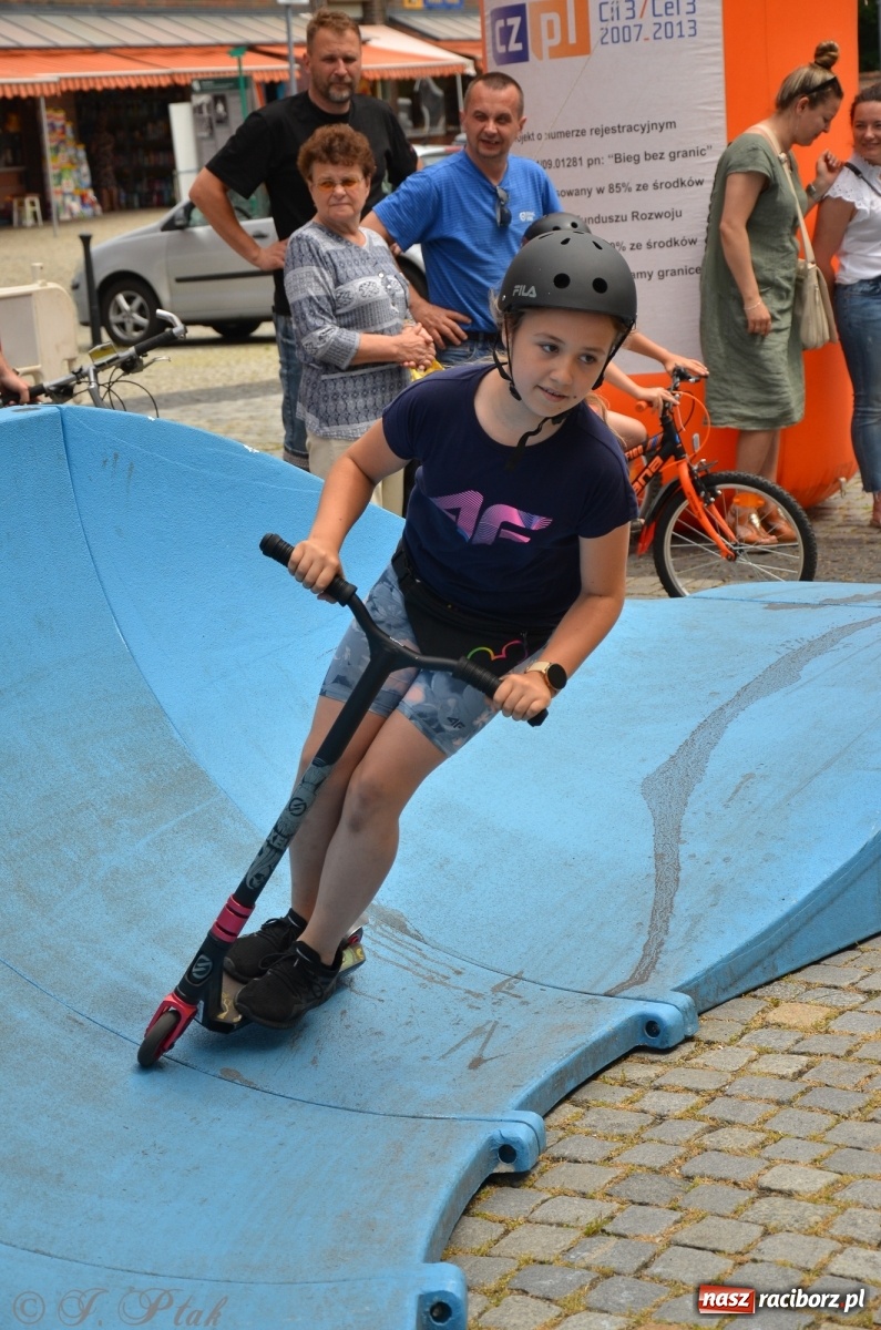 Zdjęcie w galerii na portalu naszraciborz.pl: Racibórz kocha rower. Trzecia edycja festiwalu wiadomości z regionu