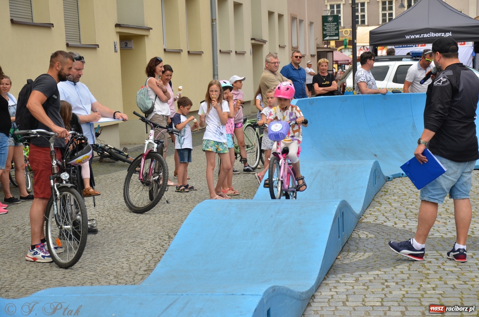 Zdjęcie w galerii na portalu naszraciborz.pl: Racibórz kocha rower. Trzecia edycja festiwalu wiadomości z regionu