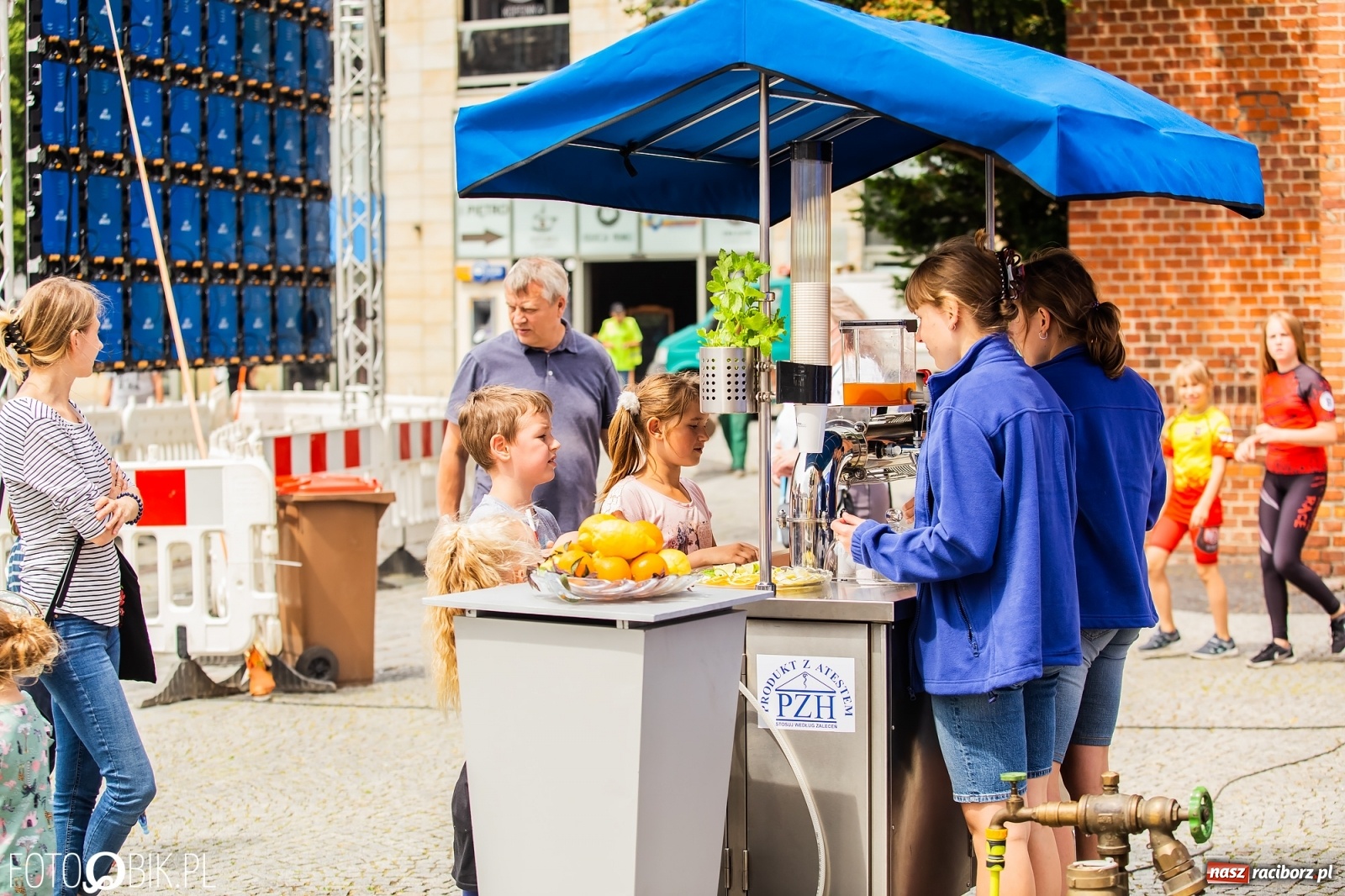 Zdjęcie w galerii na portalu naszraciborz.pl: Racibórz kocha rower. Trzecia edycja festiwalu wiadomości z regionu