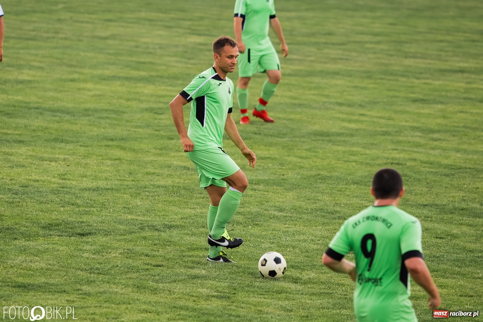 Zdjęcie w galerii na portalu naszraciborz.pl: Lokomotywa z Tuwima dojechała do celu [FOTO] wiadomości z regionu