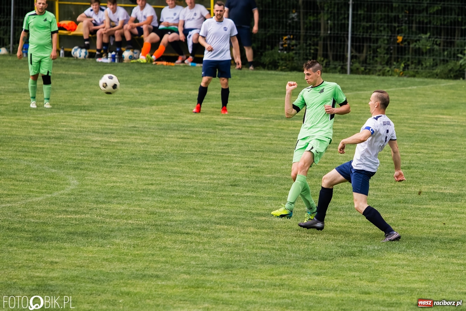 Zdjęcie w galerii na portalu naszraciborz.pl: Lokomotywa z Tuwima dojechała do celu [FOTO] wiadomości z regionu