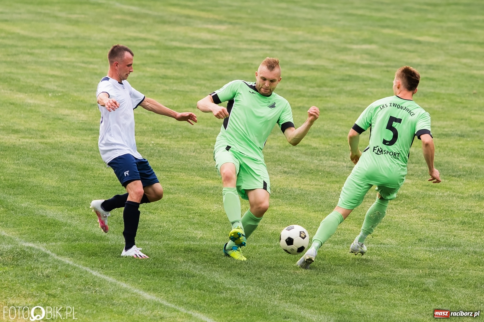 Zdjęcie w galerii na portalu naszraciborz.pl: Lokomotywa z Tuwima dojechała do celu [FOTO] wiadomości z regionu