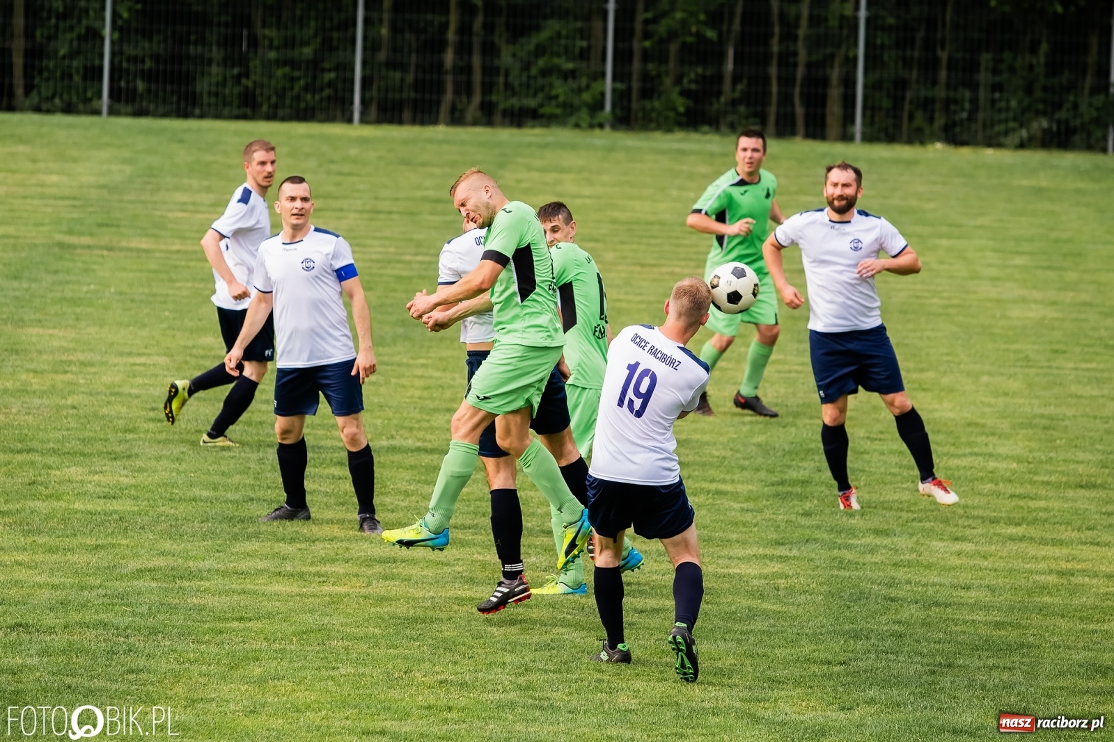 Zdjęcie w galerii na portalu naszraciborz.pl: Lokomotywa z Tuwima dojechała do celu [FOTO] wiadomości z regionu