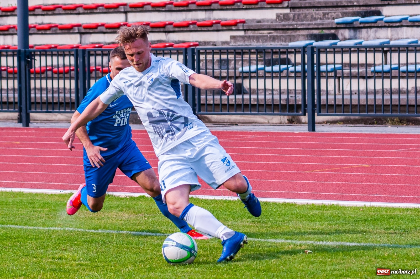 Zdjęcie w galerii na portalu naszraciborz.pl: Mury Fortecy nie powstrzymały raciborskiej Unii [FOTO] wiadomości z regionu