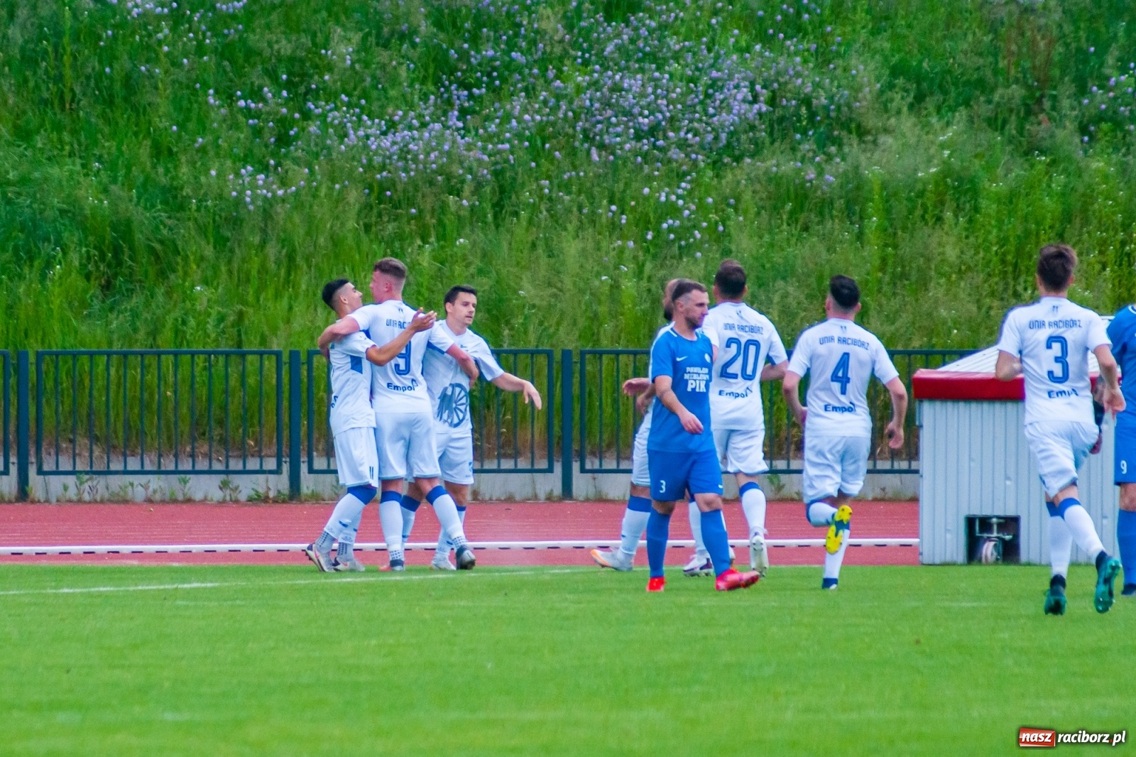 Zdjęcie w galerii na portalu naszraciborz.pl: Mury Fortecy nie powstrzymały raciborskiej Unii [FOTO] wiadomości z regionu