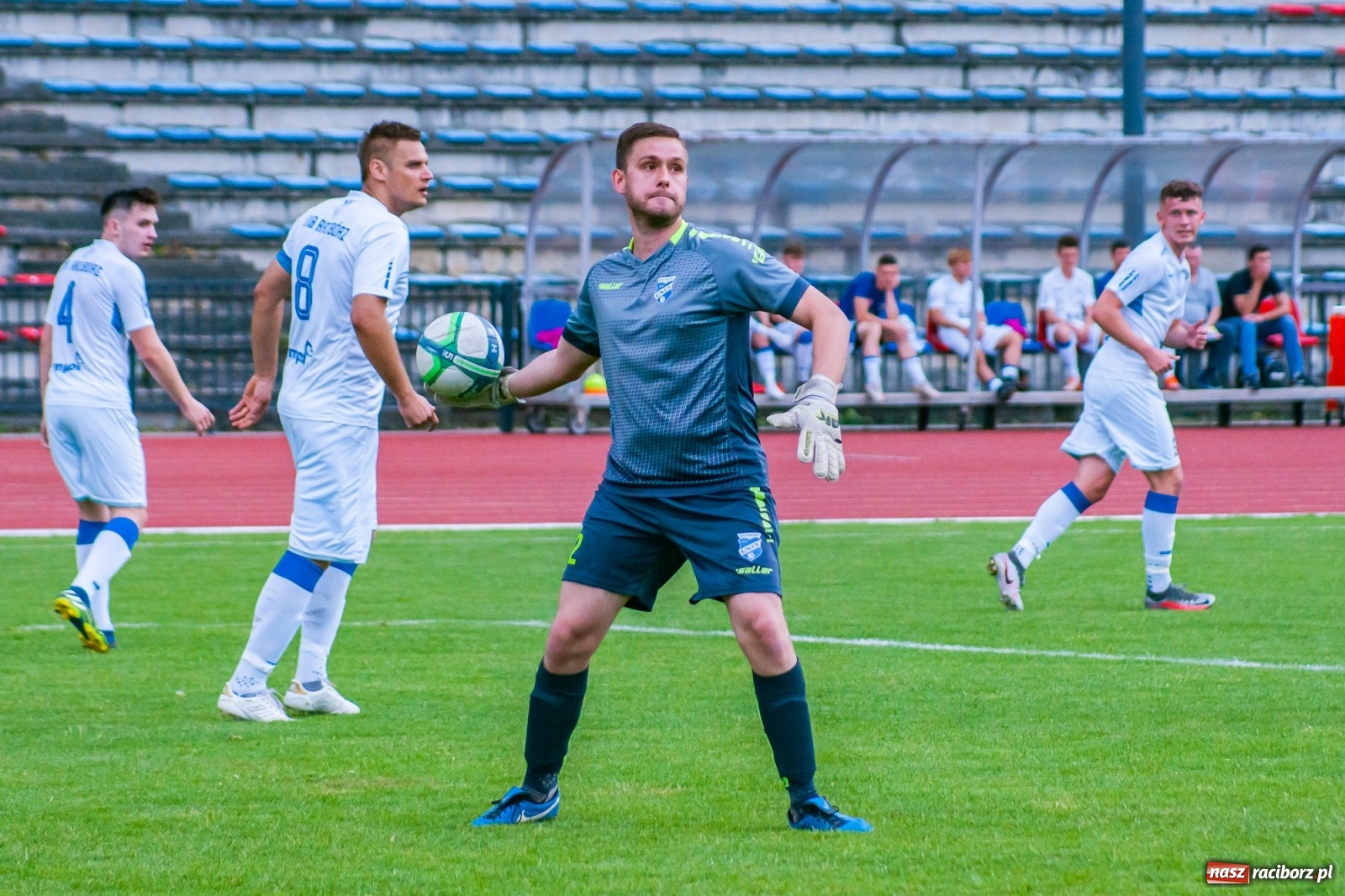 Zdjęcie w galerii na portalu naszraciborz.pl: Mury Fortecy nie powstrzymały raciborskiej Unii [FOTO] wiadomości z regionu
