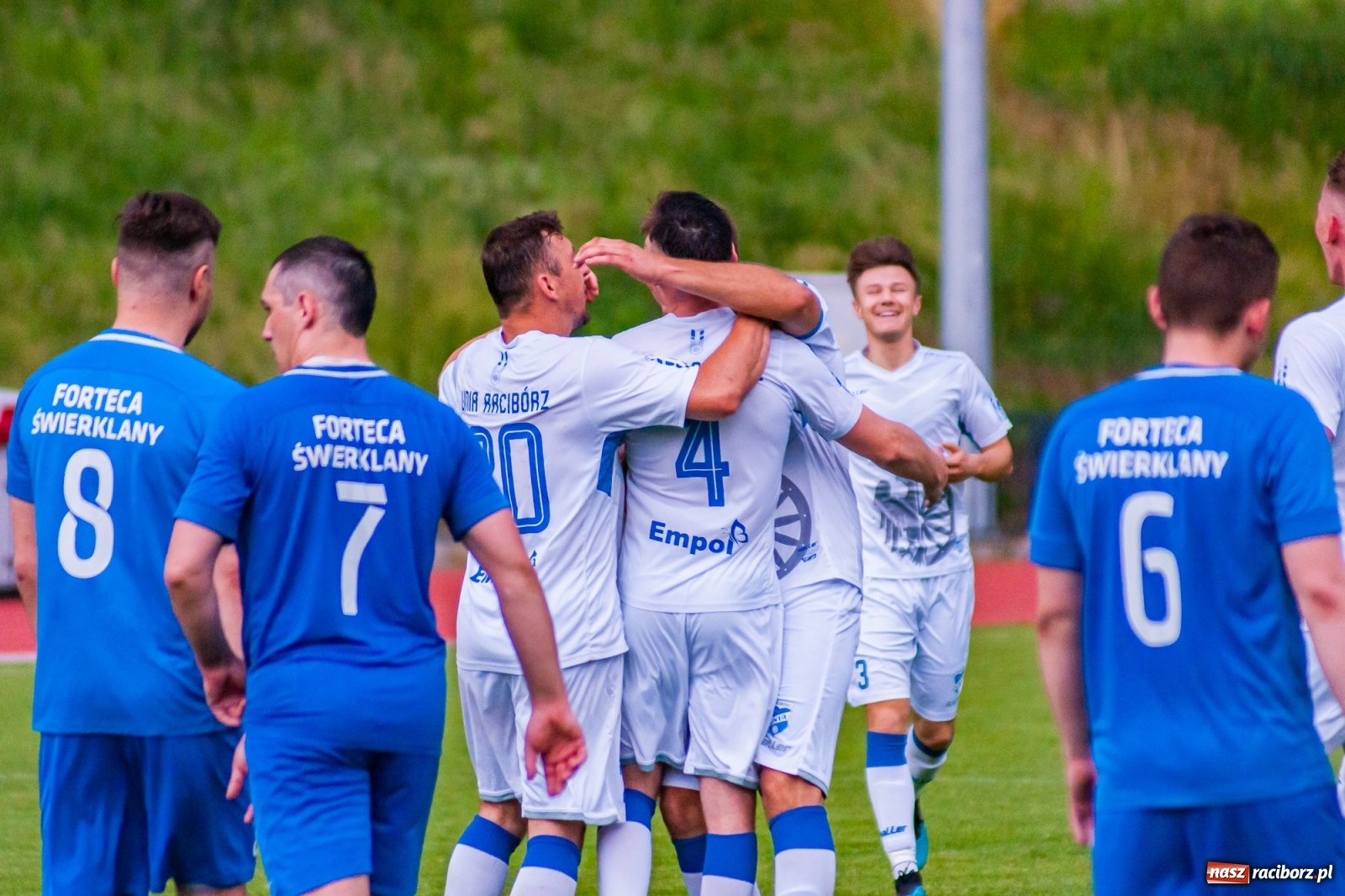 Zdjęcie w galerii na portalu naszraciborz.pl: Mury Fortecy nie powstrzymały raciborskiej Unii [FOTO] wiadomości z regionu