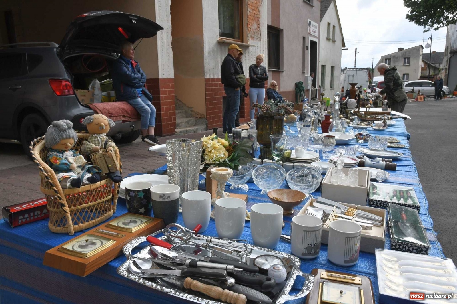 Zdjęcie w galerii na portalu naszraciborz.pl: I krzanowicki jarmark staroci. Sprzedający nie zawiedli [FOTO i WIDEO] wiadomości z regionu