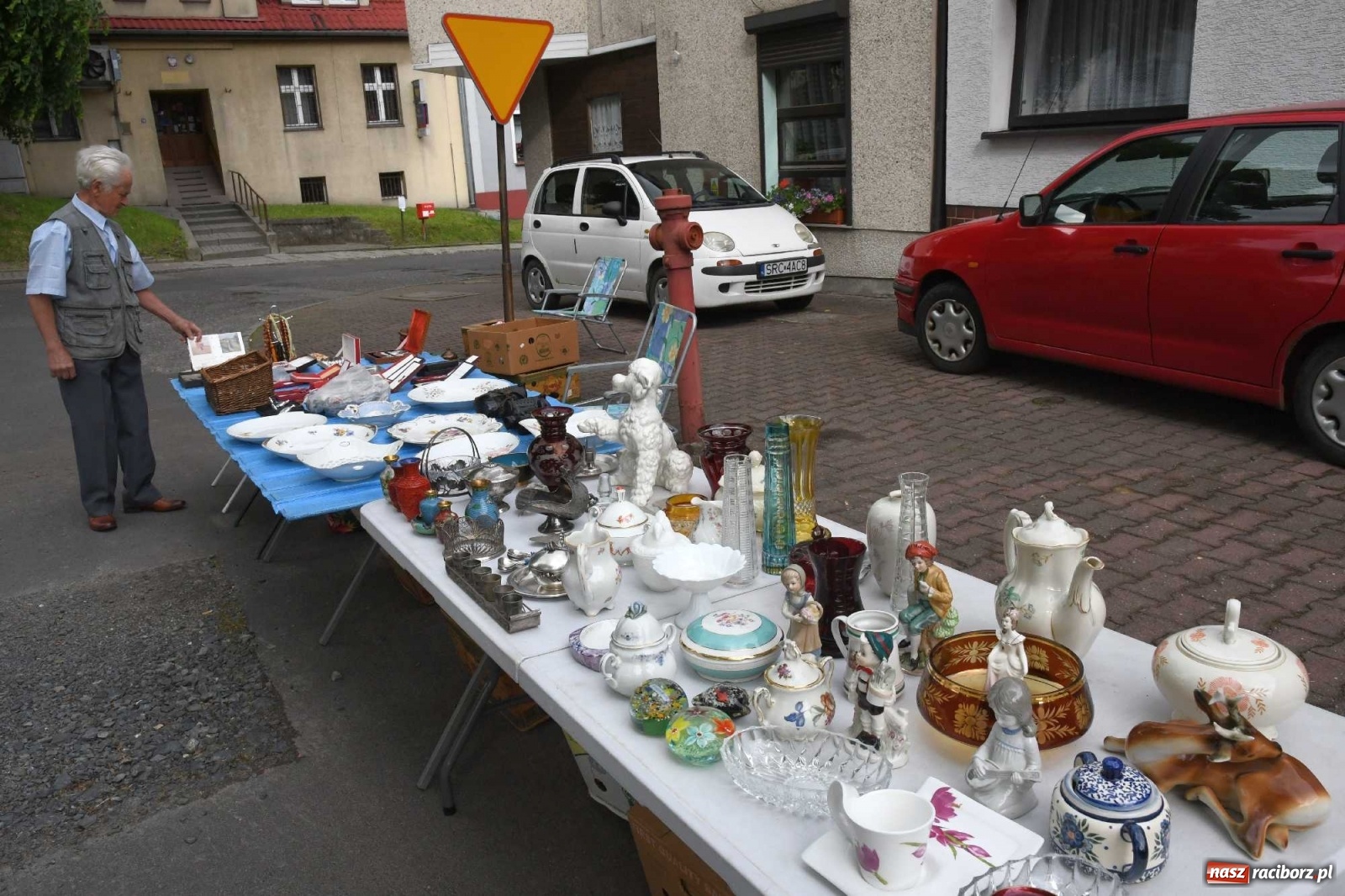 Zdjęcie w galerii na portalu naszraciborz.pl: I krzanowicki jarmark staroci. Sprzedający nie zawiedli [FOTO i WIDEO] wiadomości z regionu