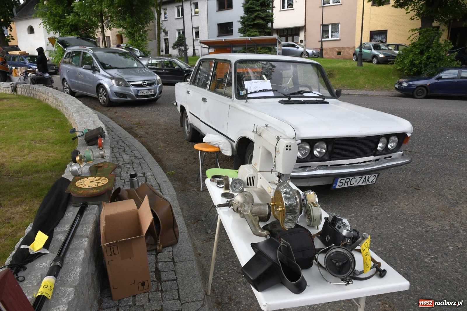 Zdjęcie w galerii na portalu naszraciborz.pl: I krzanowicki jarmark staroci. Sprzedający nie zawiedli [FOTO i WIDEO] wiadomości z regionu