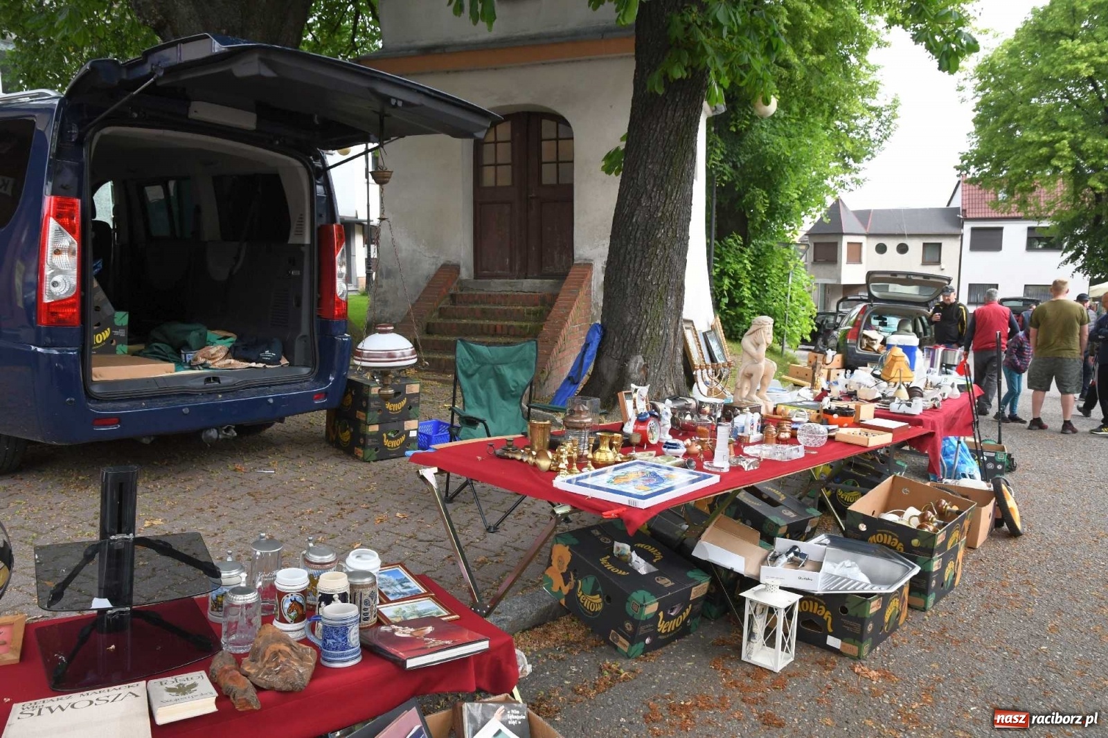 Zdjęcie w galerii na portalu naszraciborz.pl: I krzanowicki jarmark staroci. Sprzedający nie zawiedli [FOTO i WIDEO] wiadomości z regionu