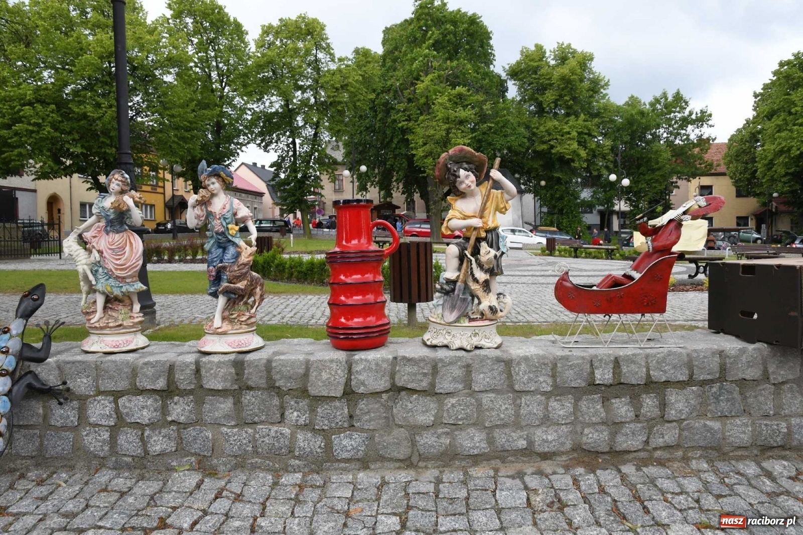 Zdjęcie w galerii na portalu naszraciborz.pl: I krzanowicki jarmark staroci. Sprzedający nie zawiedli [FOTO i WIDEO] wiadomości z regionu