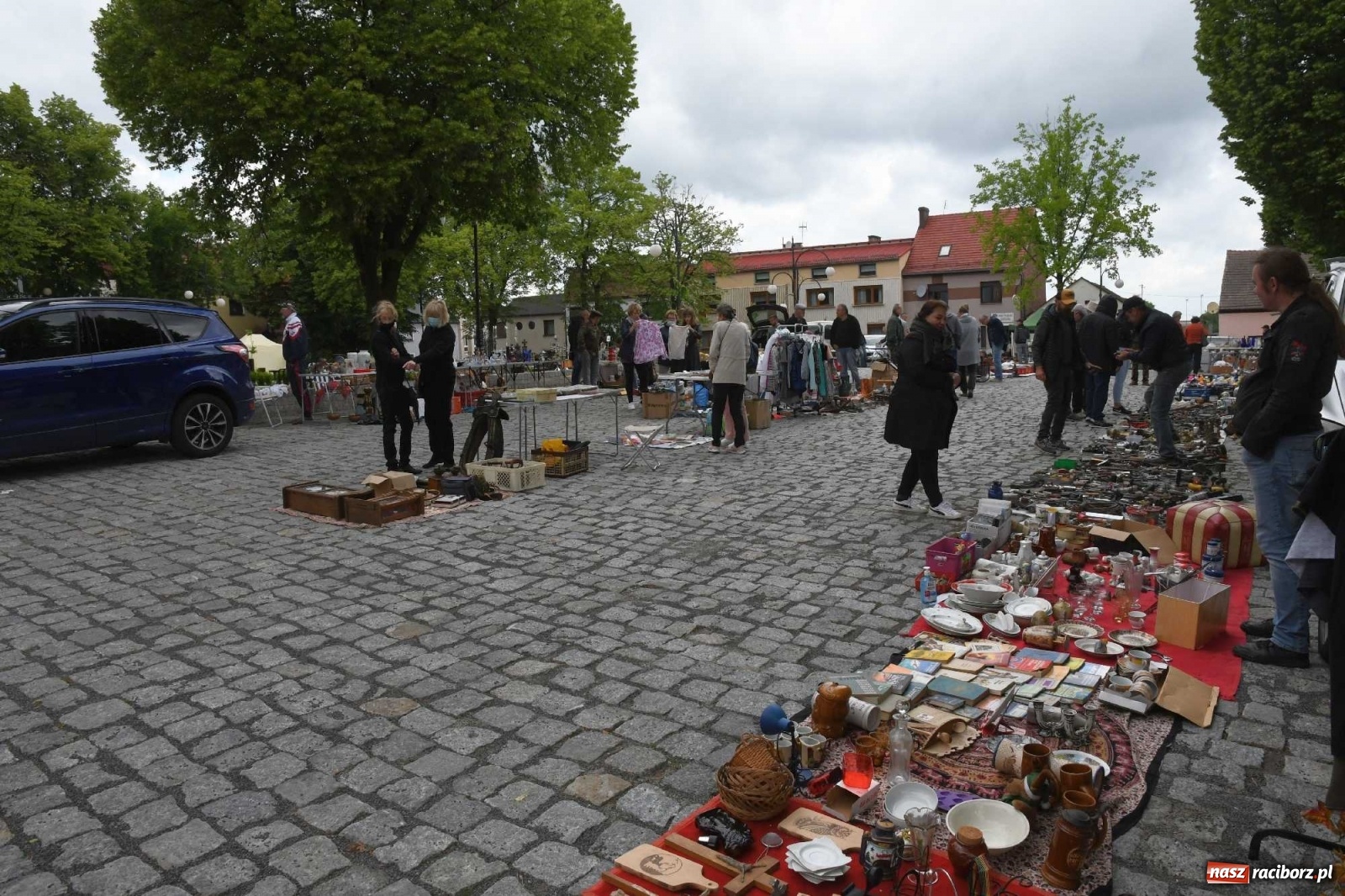 Zdjęcie w galerii na portalu naszraciborz.pl: I krzanowicki jarmark staroci. Sprzedający nie zawiedli [FOTO i WIDEO] wiadomości z regionu