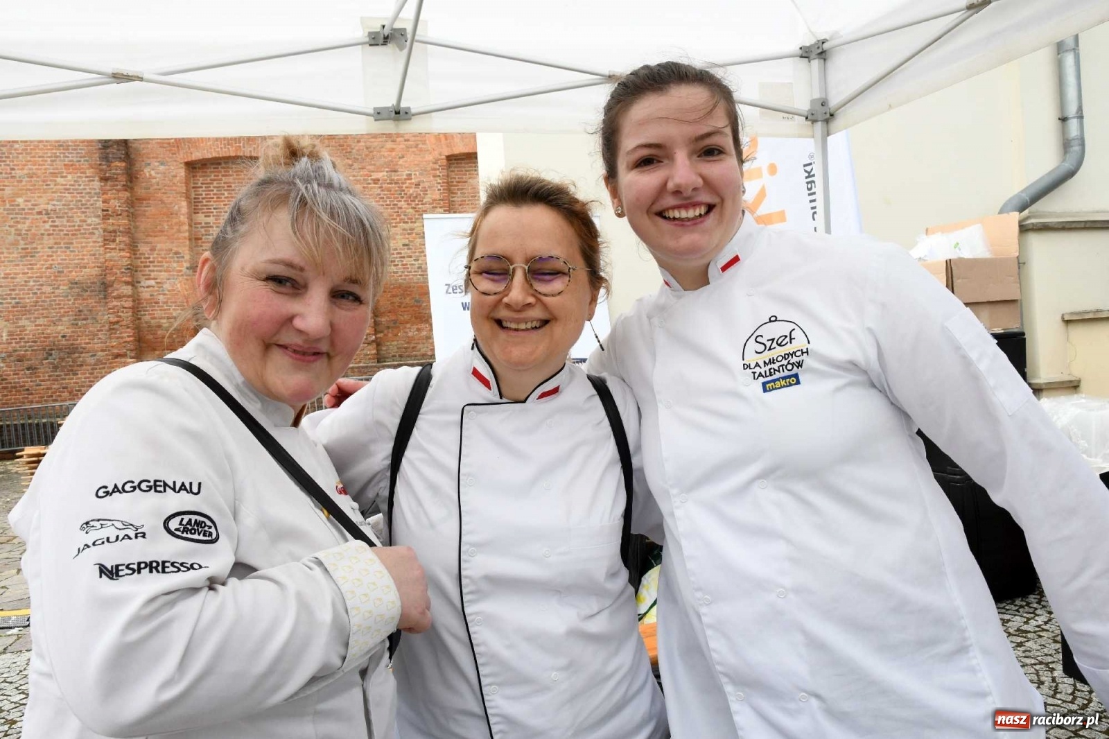 Zdjęcie w galerii na portalu naszraciborz.pl: Kulebele z modrą kapustą, czyli zamkowy dziedziniec tonie w śląskich smakach wiadomości z regionu