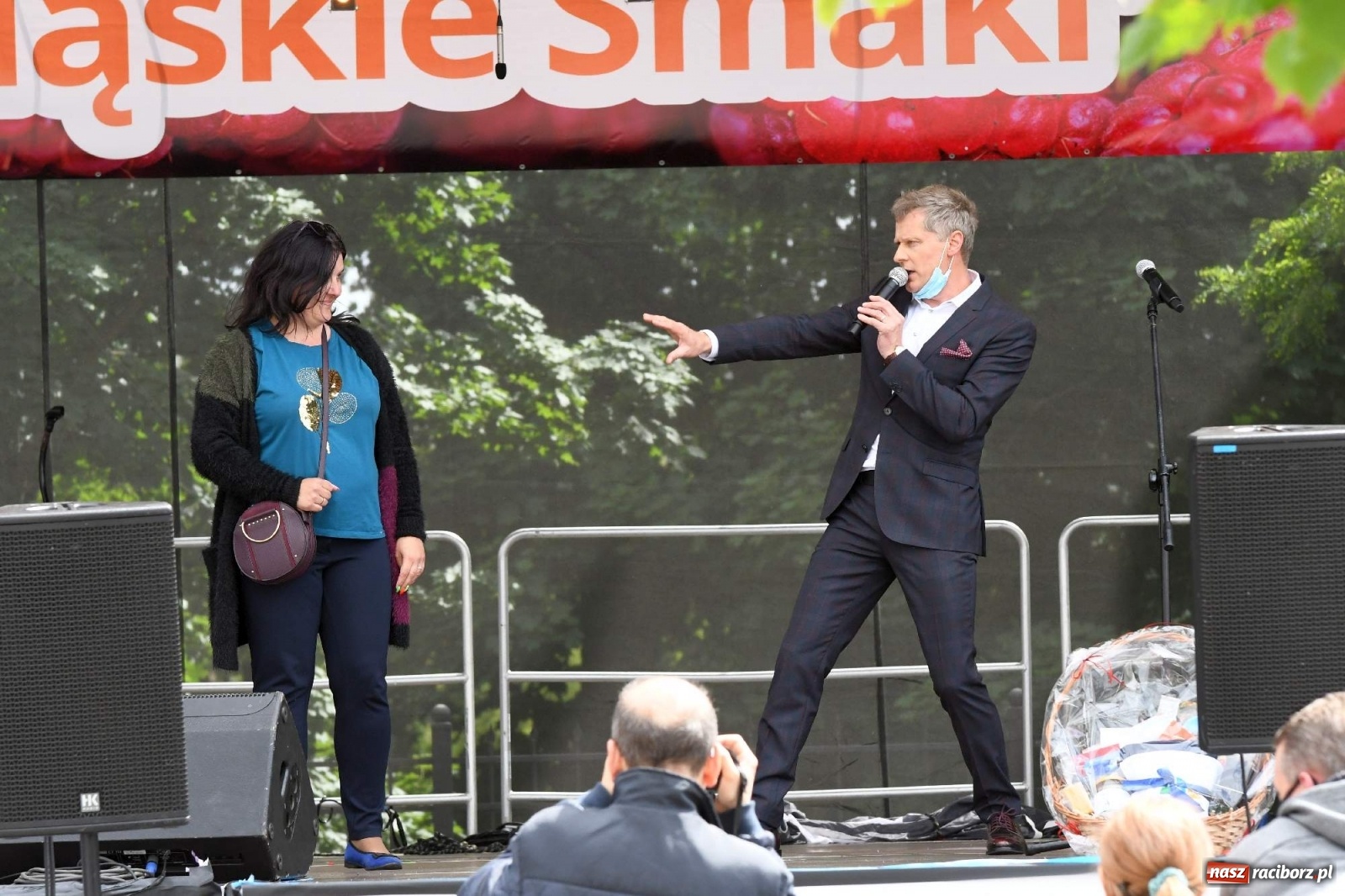 Zdjęcie w galerii na portalu naszraciborz.pl: Kulebele z modrą kapustą, czyli zamkowy dziedziniec tonie w śląskich smakach wiadomości z regionu