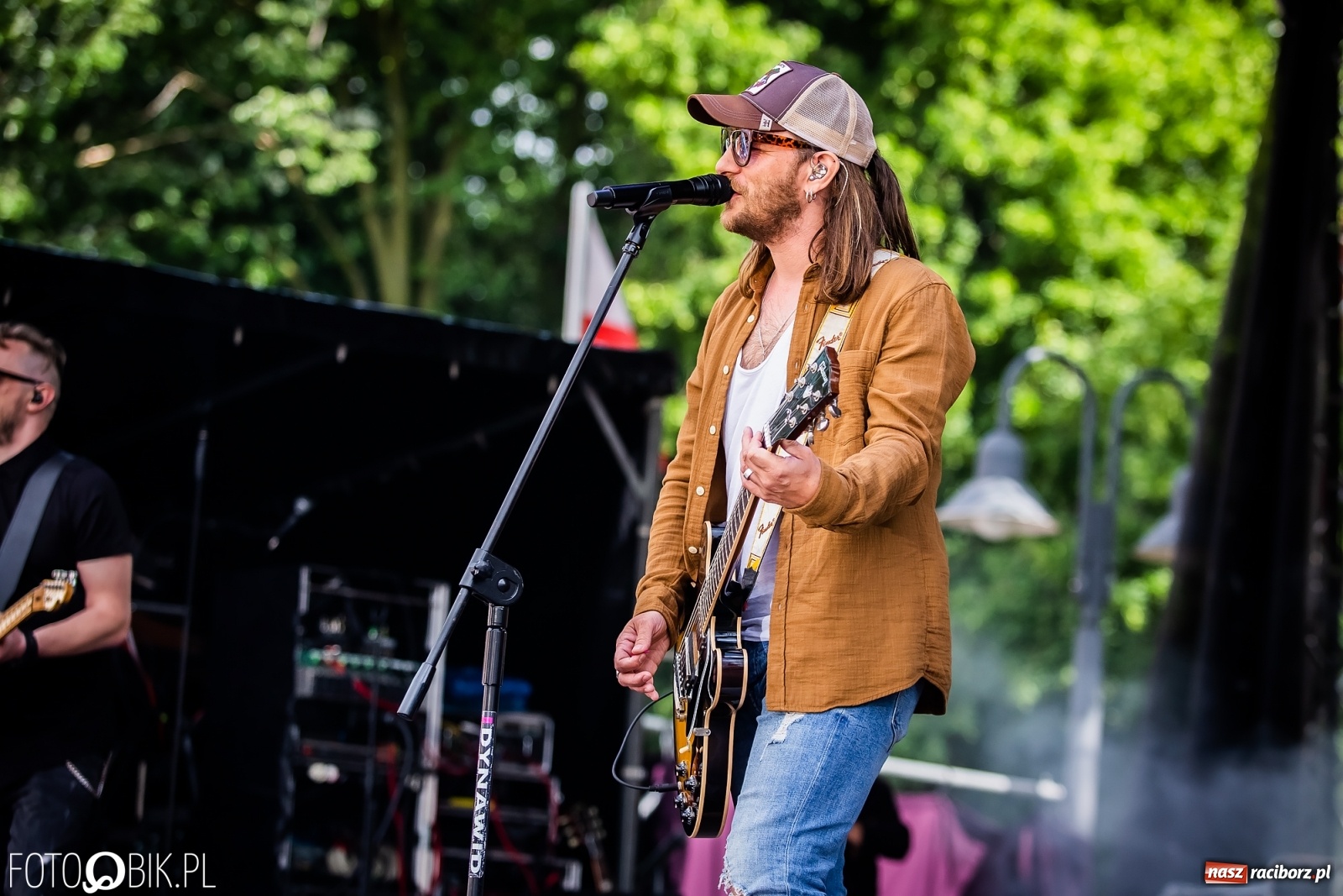Zdjęcie w galerii na portalu naszraciborz.pl: Kulebele z modrą kapustą, czyli zamkowy dziedziniec tonie w śląskich smakach wiadomości z regionu