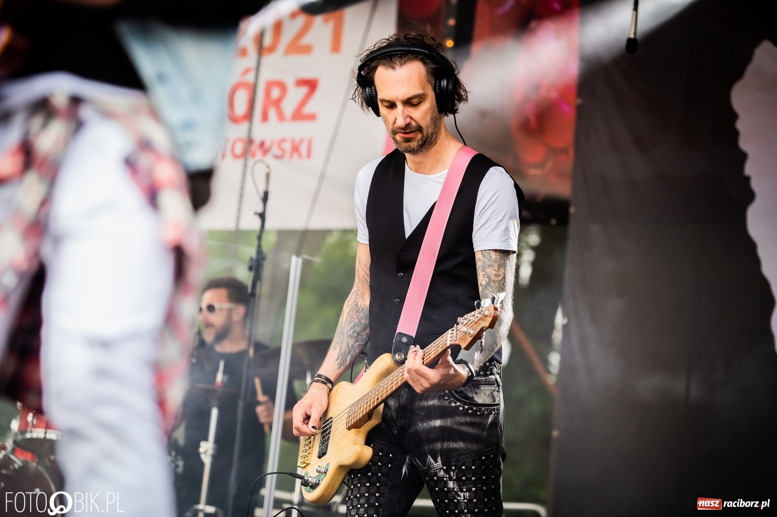 Zdjęcie w galerii na portalu naszraciborz.pl: Kulebele z modrą kapustą, czyli zamkowy dziedziniec tonie w śląskich smakach wiadomości z regionu