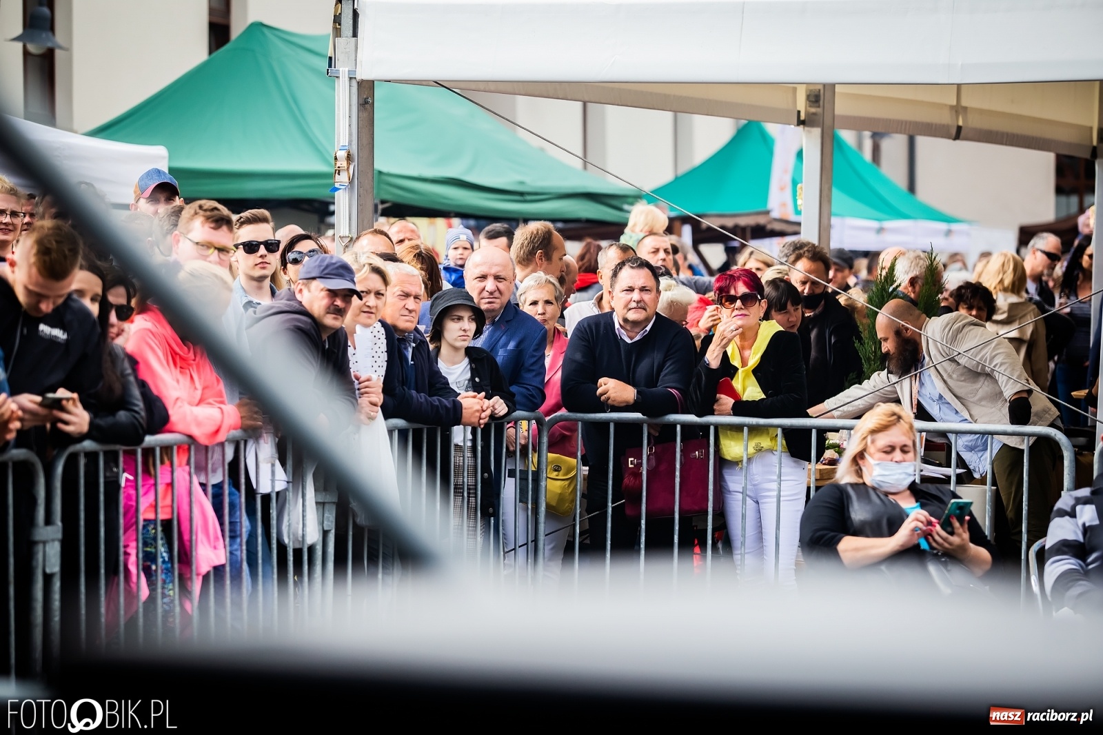 Zdjęcie w galerii na portalu naszraciborz.pl: Kulebele z modrą kapustą, czyli zamkowy dziedziniec tonie w śląskich smakach wiadomości z regionu
