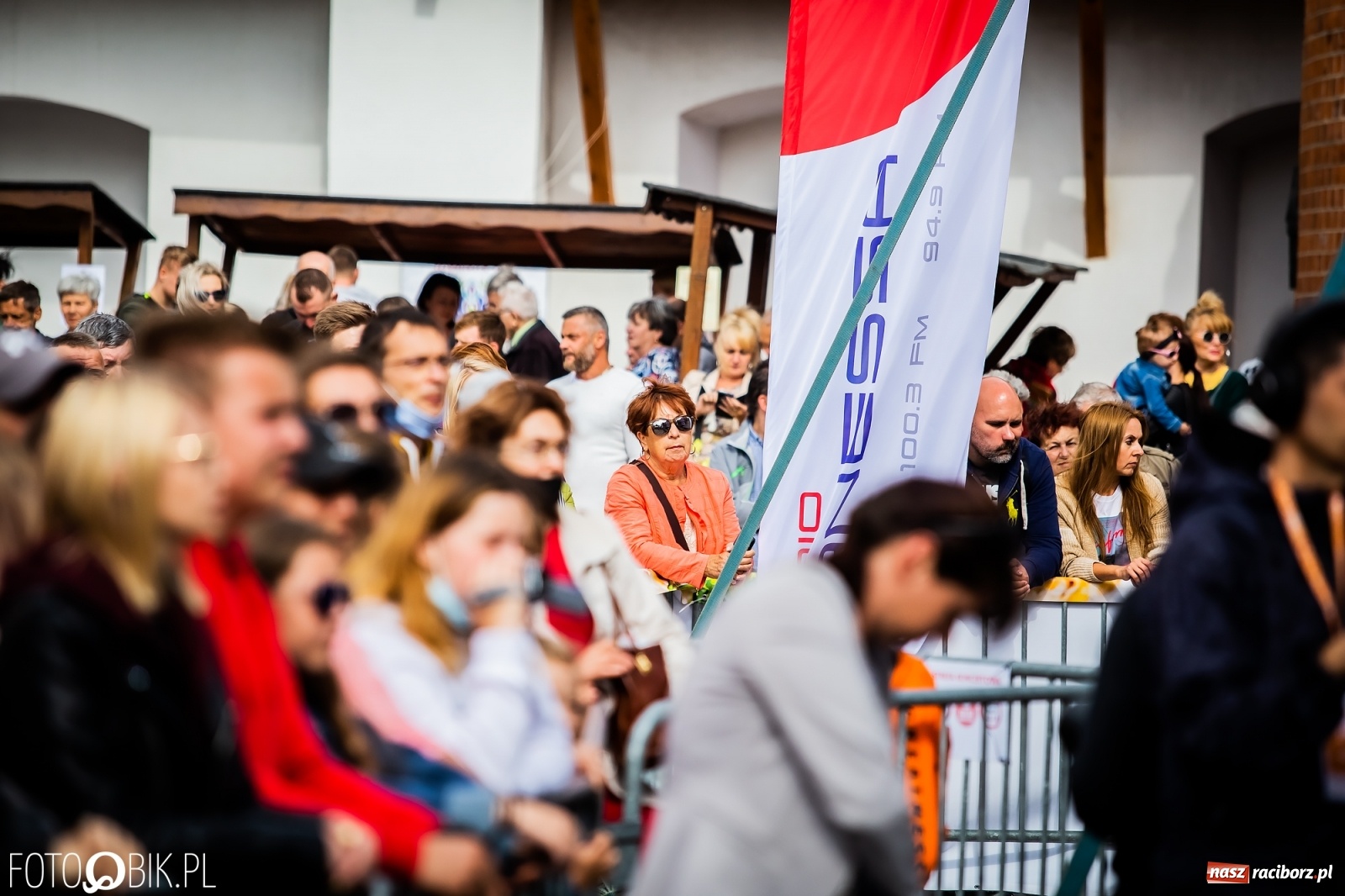 Zdjęcie w galerii na portalu naszraciborz.pl: Kulebele z modrą kapustą, czyli zamkowy dziedziniec tonie w śląskich smakach wiadomości z regionu