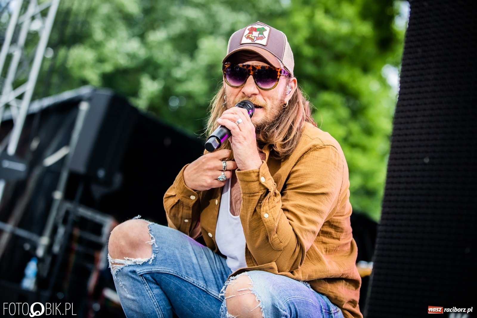 Zdjęcie w galerii na portalu naszraciborz.pl: Kulebele z modrą kapustą, czyli zamkowy dziedziniec tonie w śląskich smakach wiadomości z regionu