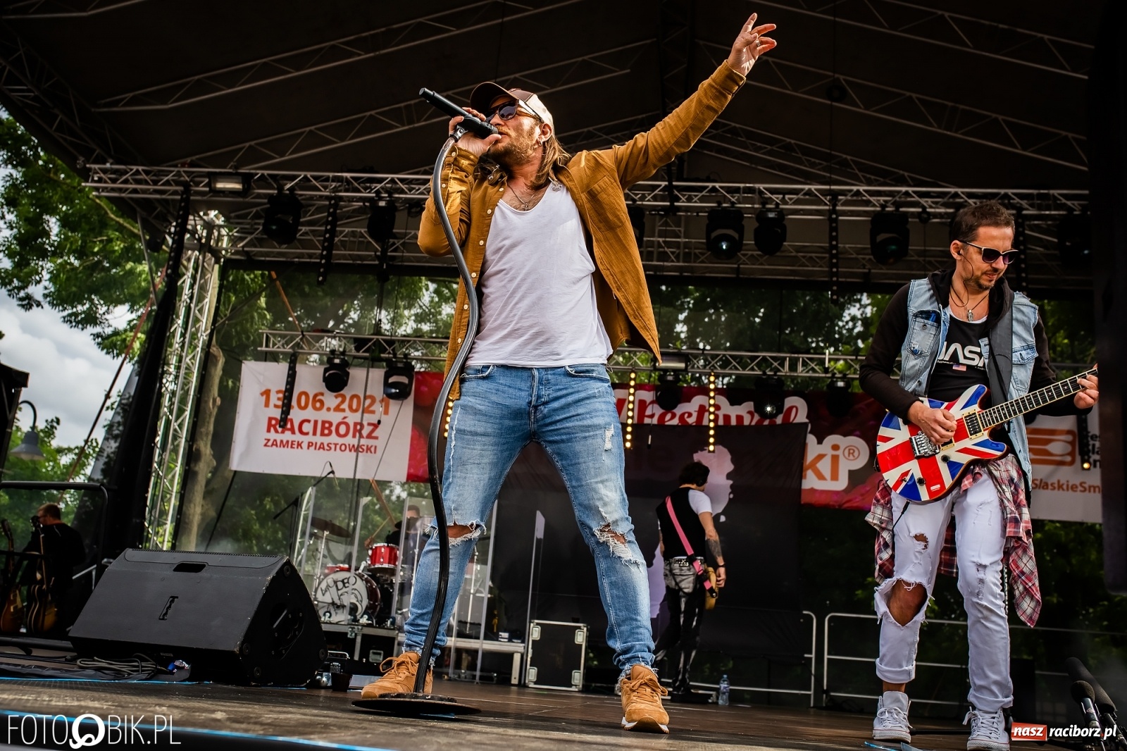 Zdjęcie w galerii na portalu naszraciborz.pl: Kulebele z modrą kapustą, czyli zamkowy dziedziniec tonie w śląskich smakach wiadomości z regionu