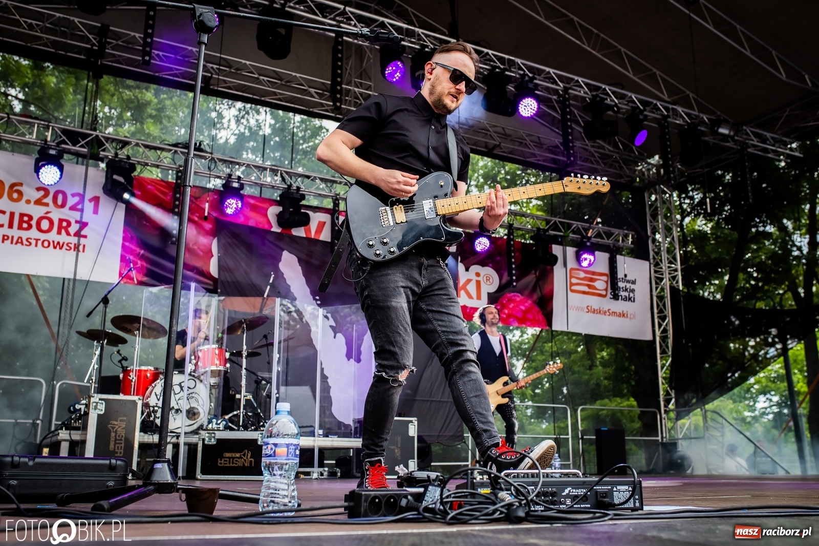 Zdjęcie w galerii na portalu naszraciborz.pl: Kulebele z modrą kapustą, czyli zamkowy dziedziniec tonie w śląskich smakach wiadomości z regionu