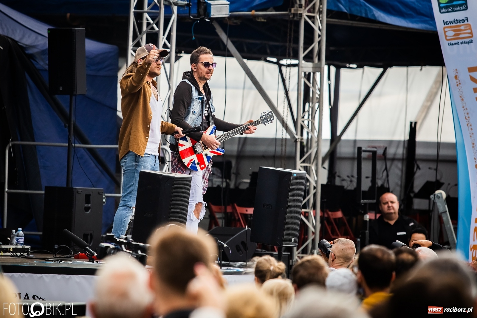 Zdjęcie w galerii na portalu naszraciborz.pl: Kulebele z modrą kapustą, czyli zamkowy dziedziniec tonie w śląskich smakach wiadomości z regionu