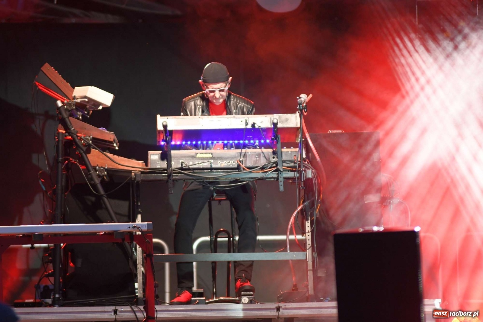 Zdjęcie w galerii na portalu naszraciborz.pl: Nietykalni, czyli Kombi na zamku w Raciborzu wiadomości z regionu