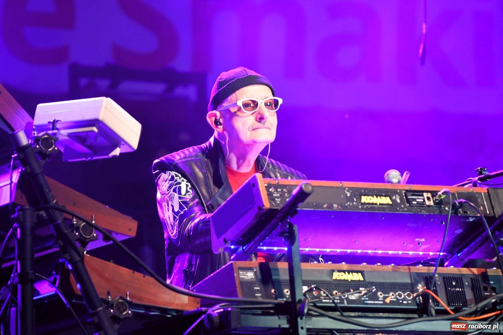 Zdjęcie w galerii na portalu naszraciborz.pl: Nietykalni, czyli Kombi na zamku w Raciborzu wiadomości z regionu