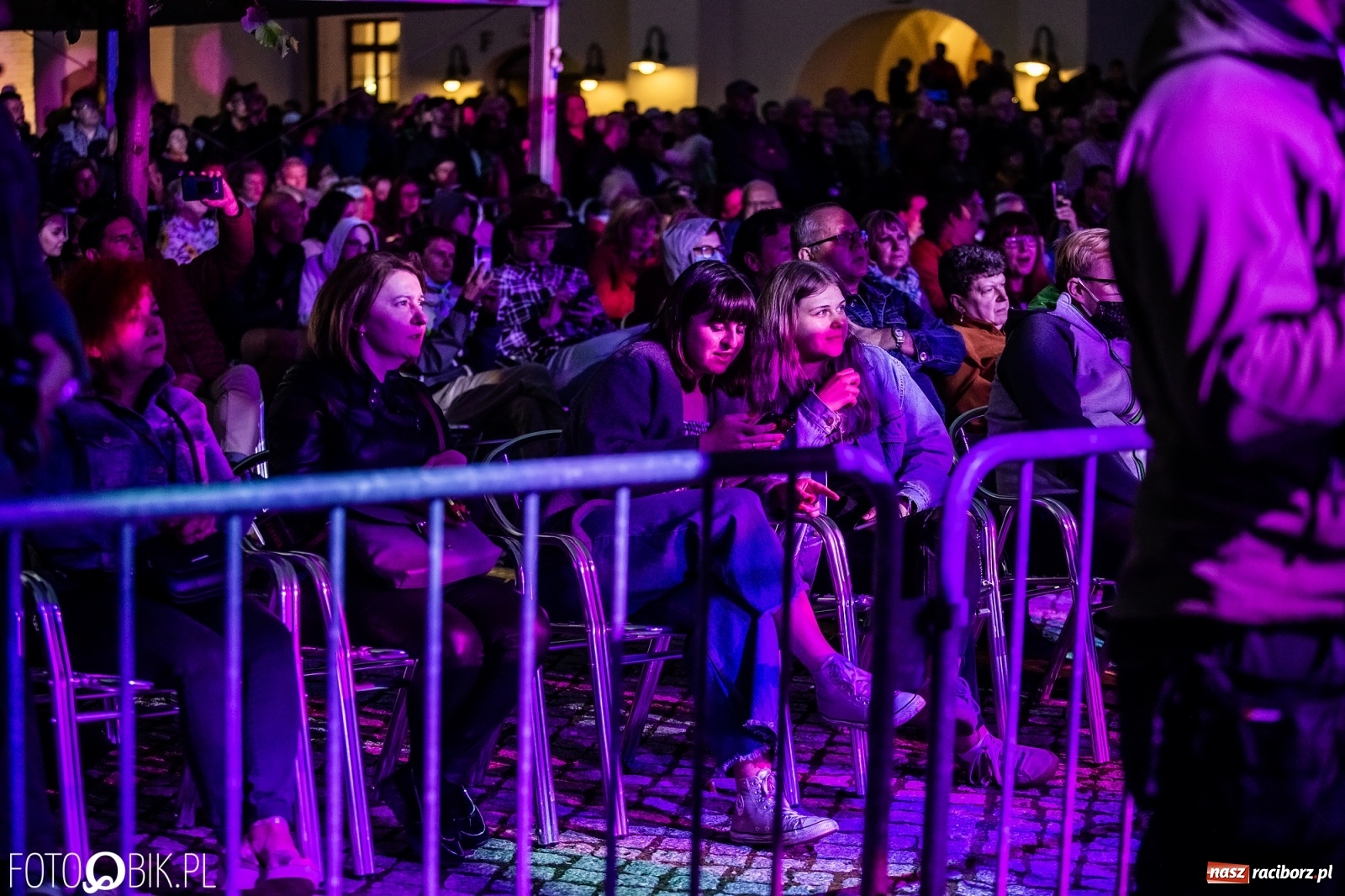 Zdjęcie w galerii na portalu naszraciborz.pl: Nietykalni, czyli Kombi na zamku w Raciborzu wiadomości z regionu