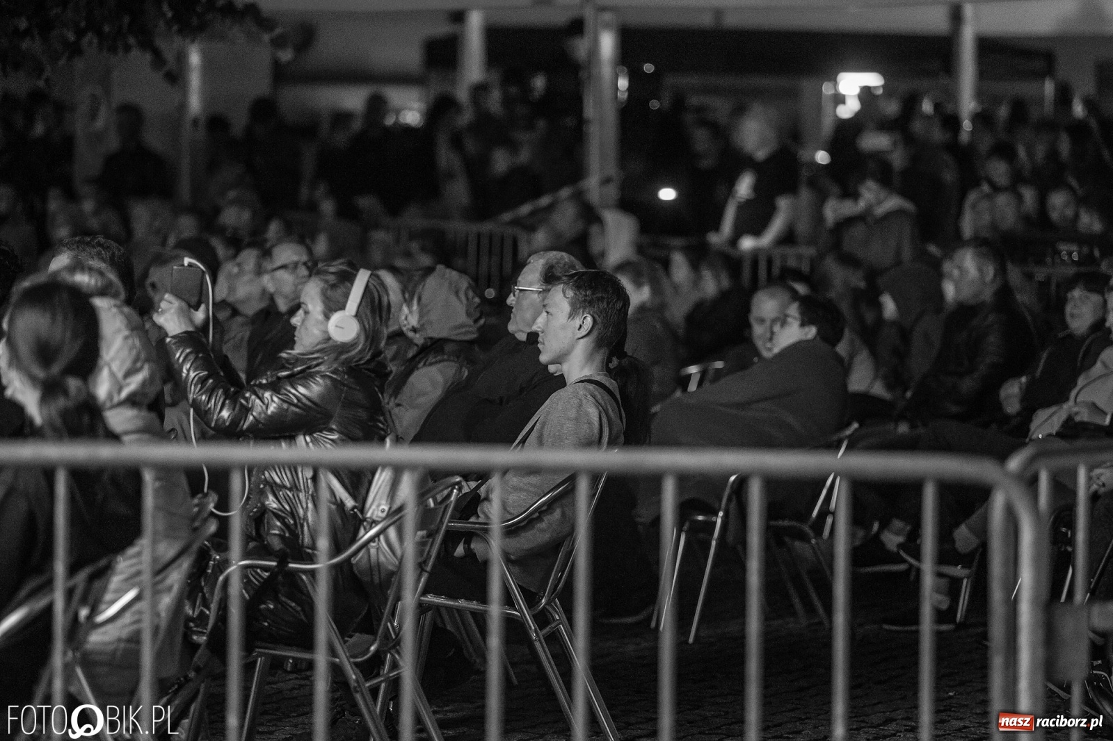 Zdjęcie w galerii na portalu naszraciborz.pl: Nietykalni, czyli Kombi na zamku w Raciborzu wiadomości z regionu