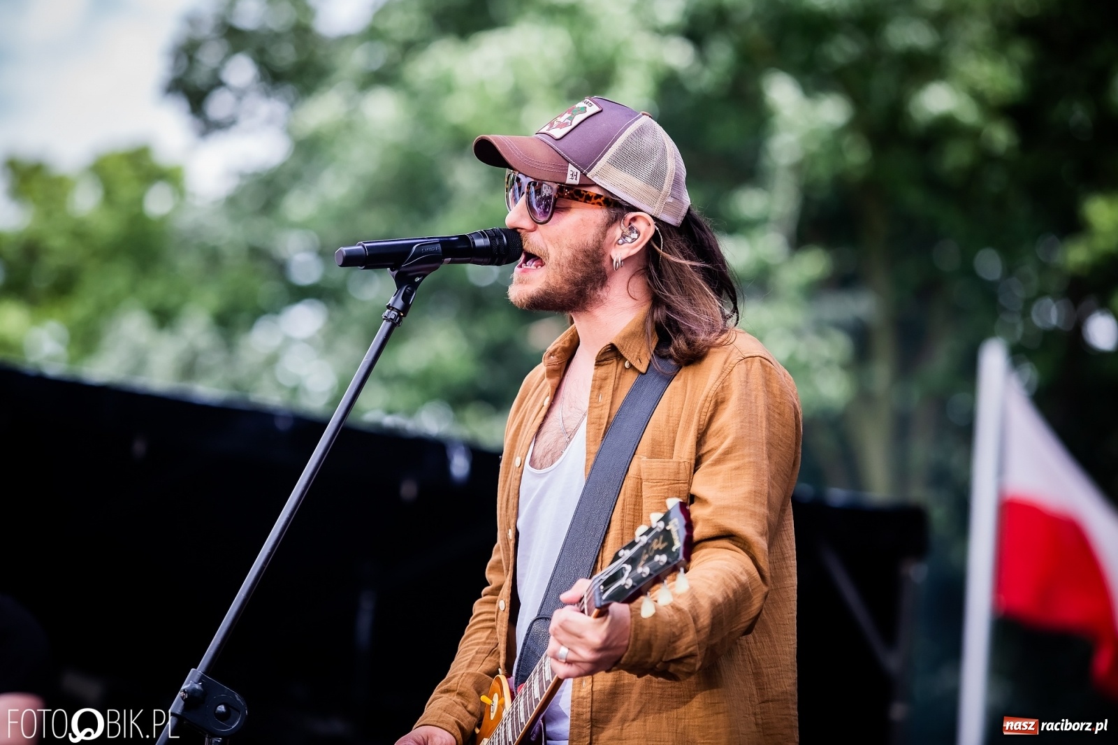 Zdjęcie w galerii na portalu naszraciborz.pl: Zee Zee Woo i VIDEO na zamkowej scenie wiadomości z regionu