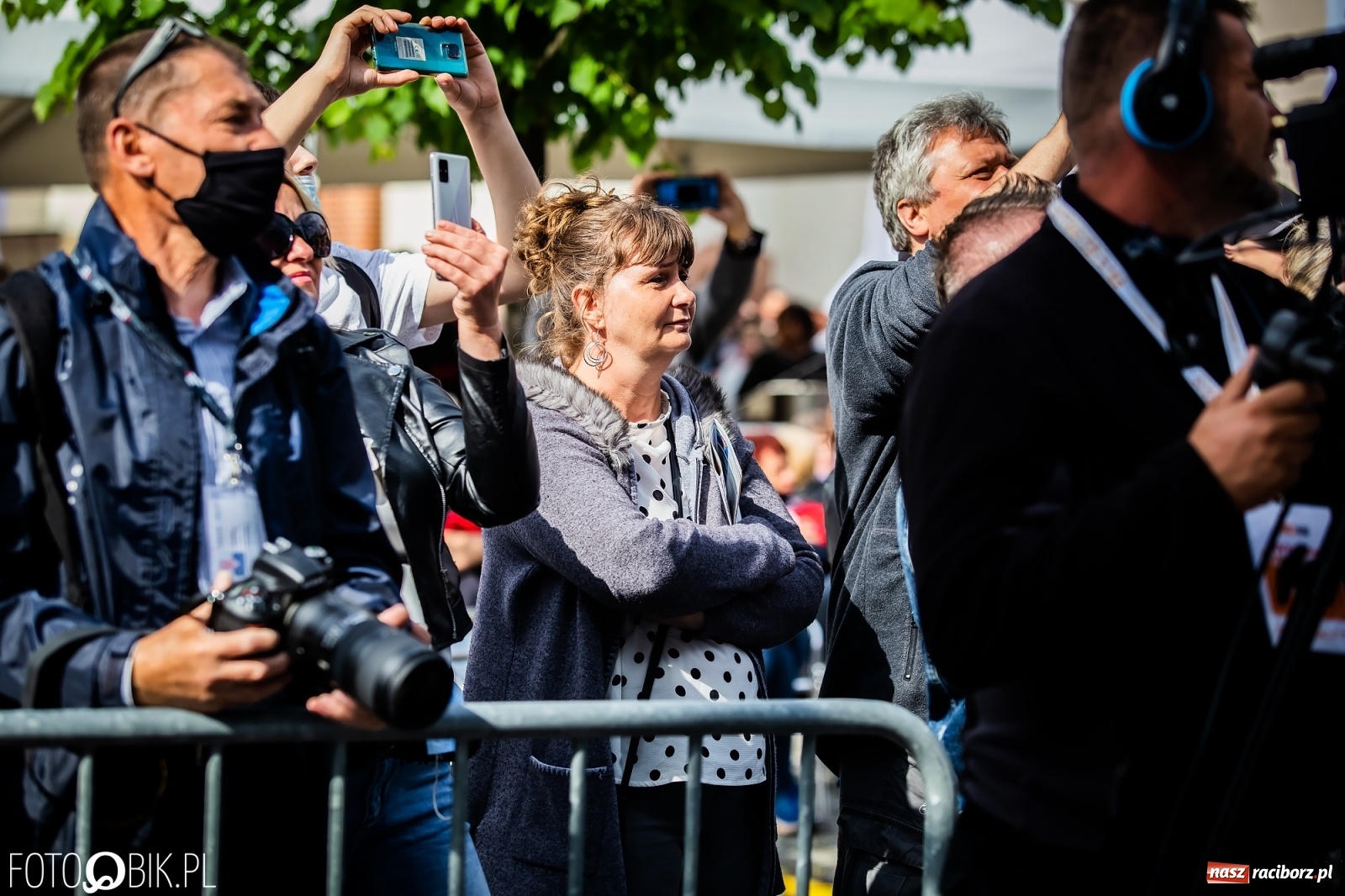 Zdjęcie w galerii na portalu naszraciborz.pl: Zee Zee Woo i VIDEO na zamkowej scenie wiadomości z regionu