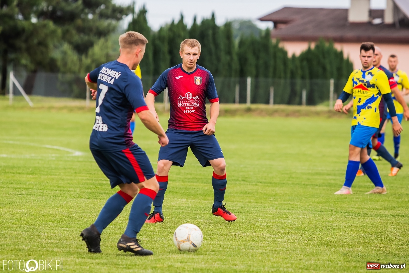 Zdjęcie w galerii na portalu naszraciborz.pl: A klasa. Fatalna passa Brzezia trwa [FOTO] wiadomości z regionu