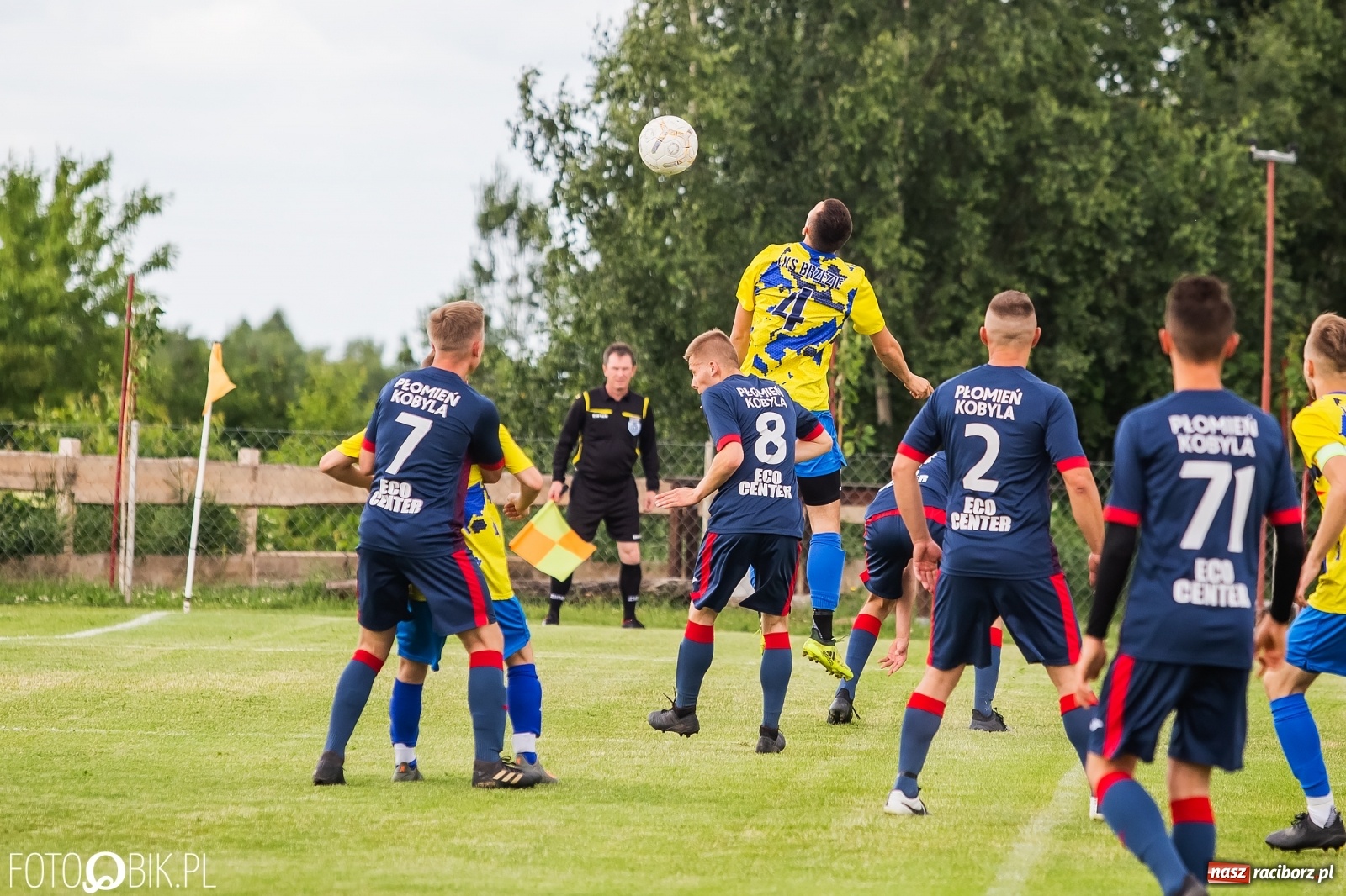 Zdjęcie w galerii na portalu naszraciborz.pl: A klasa. Fatalna passa Brzezia trwa [FOTO] wiadomości z regionu
