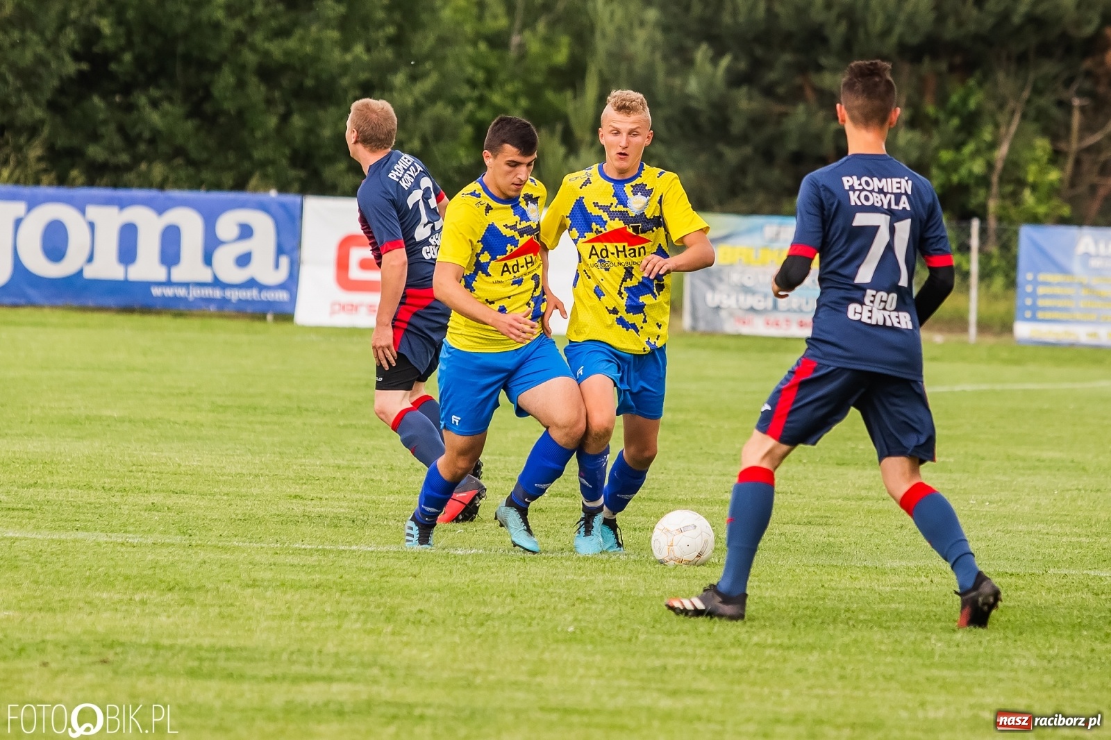 Zdjęcie w galerii na portalu naszraciborz.pl: A klasa. Fatalna passa Brzezia trwa [FOTO] wiadomości z regionu