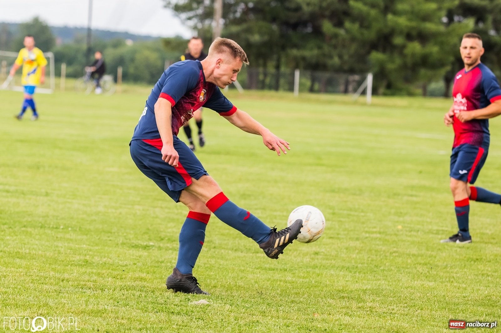 Zdjęcie w galerii na portalu naszraciborz.pl: A klasa. Fatalna passa Brzezia trwa [FOTO] wiadomości z regionu