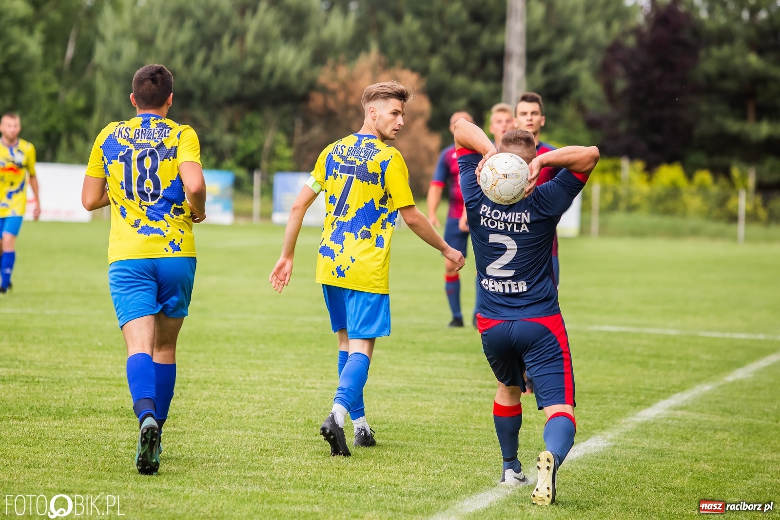 Zdjęcie w galerii na portalu naszraciborz.pl: A klasa. Fatalna passa Brzezia trwa [FOTO] wiadomości z regionu