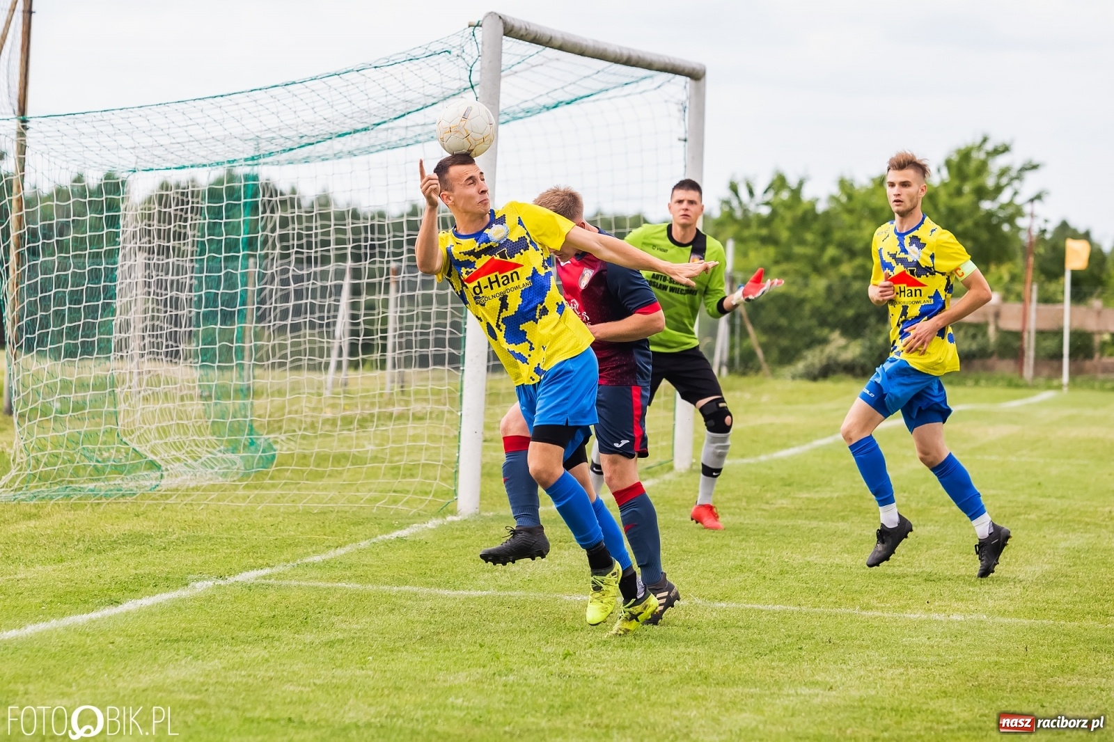 Zdjęcie w galerii na portalu naszraciborz.pl: A klasa. Fatalna passa Brzezia trwa [FOTO] wiadomości z regionu