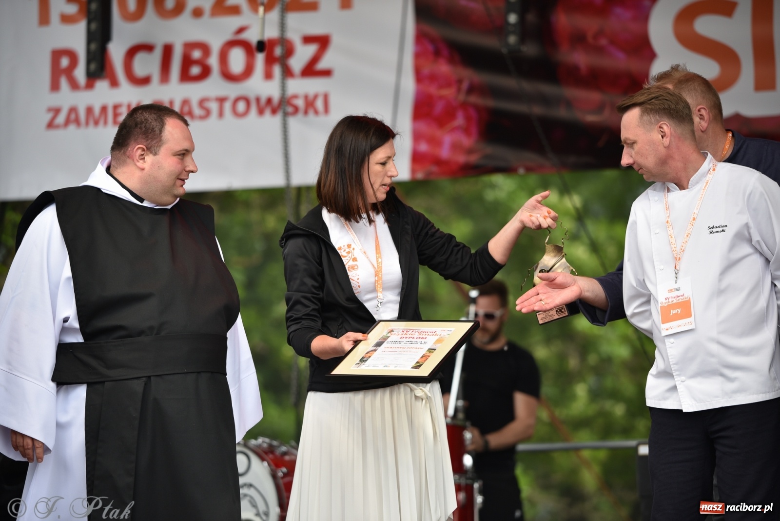 Zdjęcie w galerii na portalu naszraciborz.pl: Mistrzowie kuchni z raciborskiego zamku wiadomości z regionu