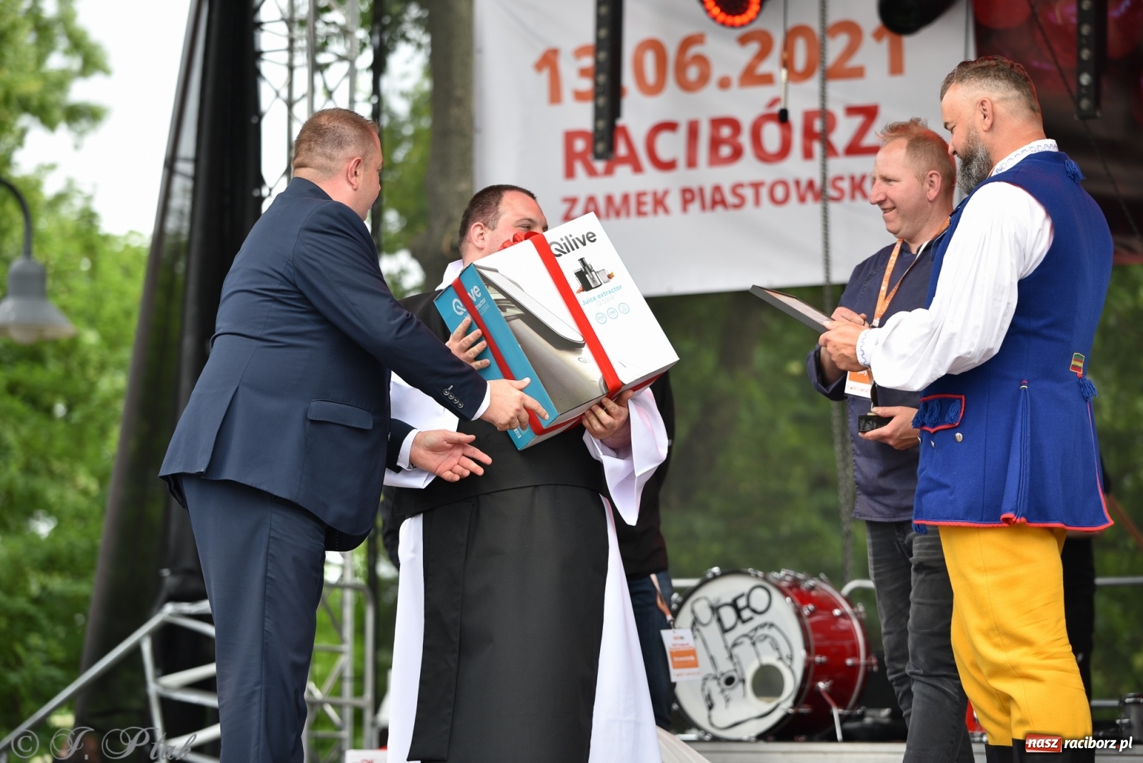 Zdjęcie w galerii na portalu naszraciborz.pl: Mistrzowie kuchni z raciborskiego zamku wiadomości z regionu