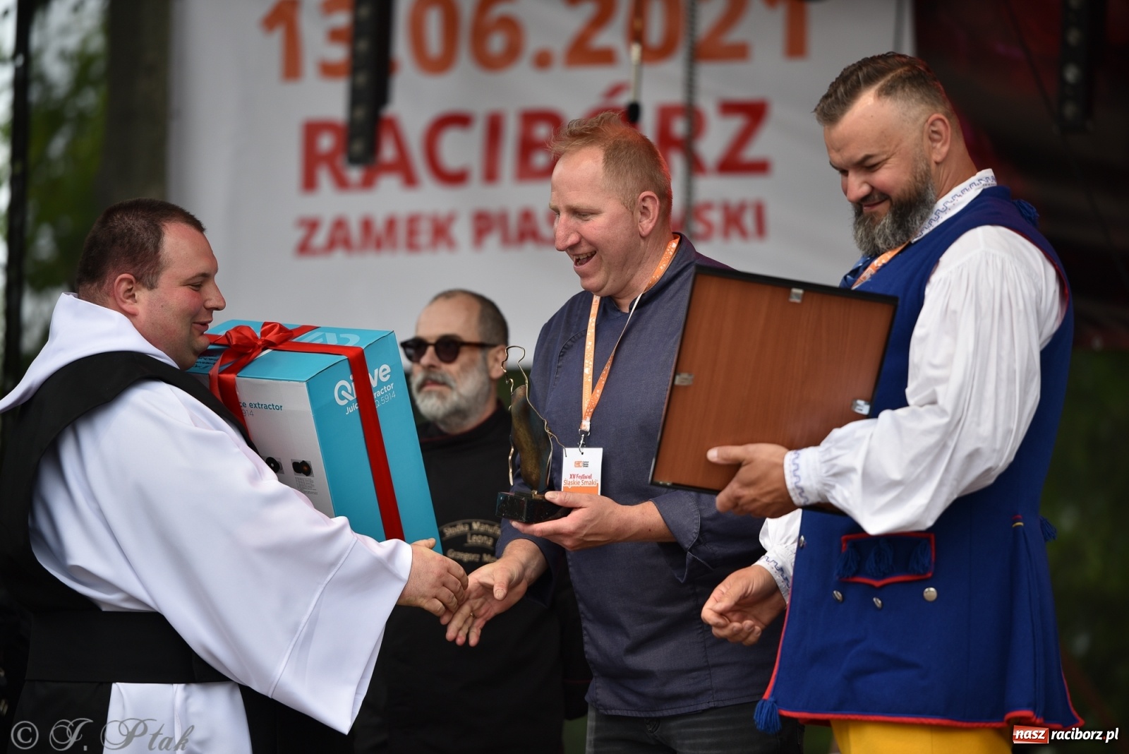 Zdjęcie w galerii na portalu naszraciborz.pl: Mistrzowie kuchni z raciborskiego zamku wiadomości z regionu